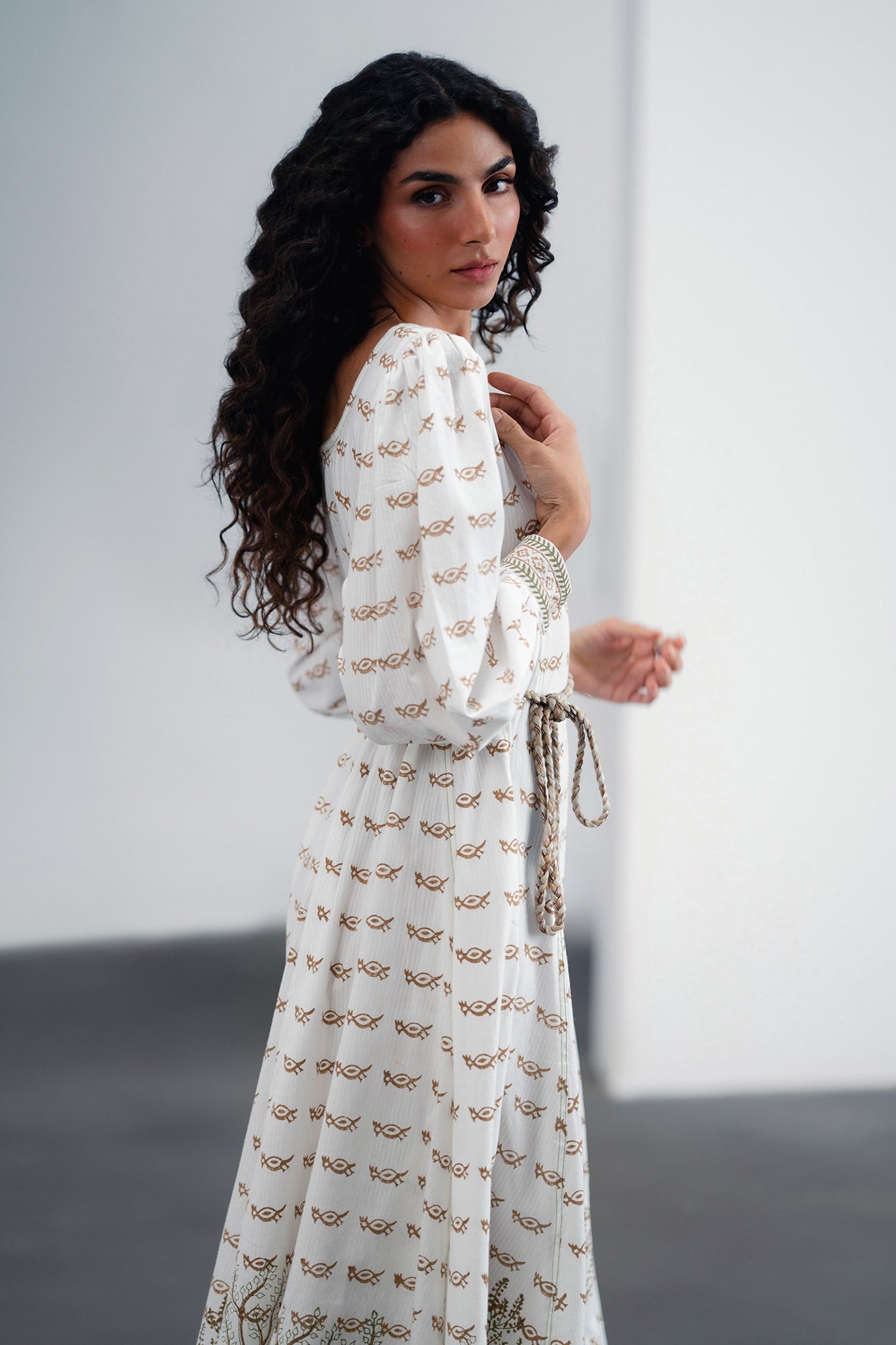 DRESS (E120/003/0045) - Image 8