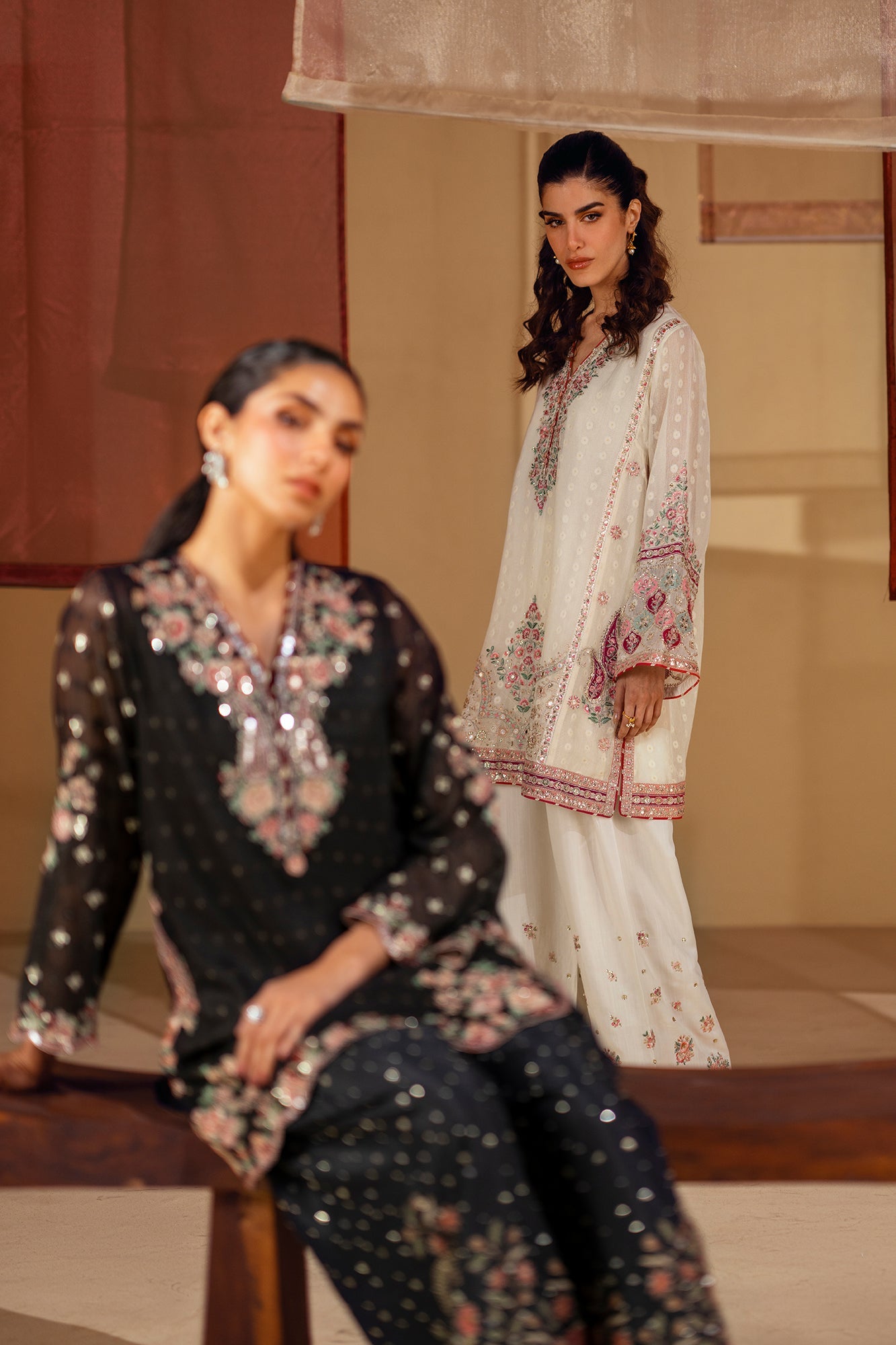 EMBROIDERED SUIT (E0832/104/902) - Image 5