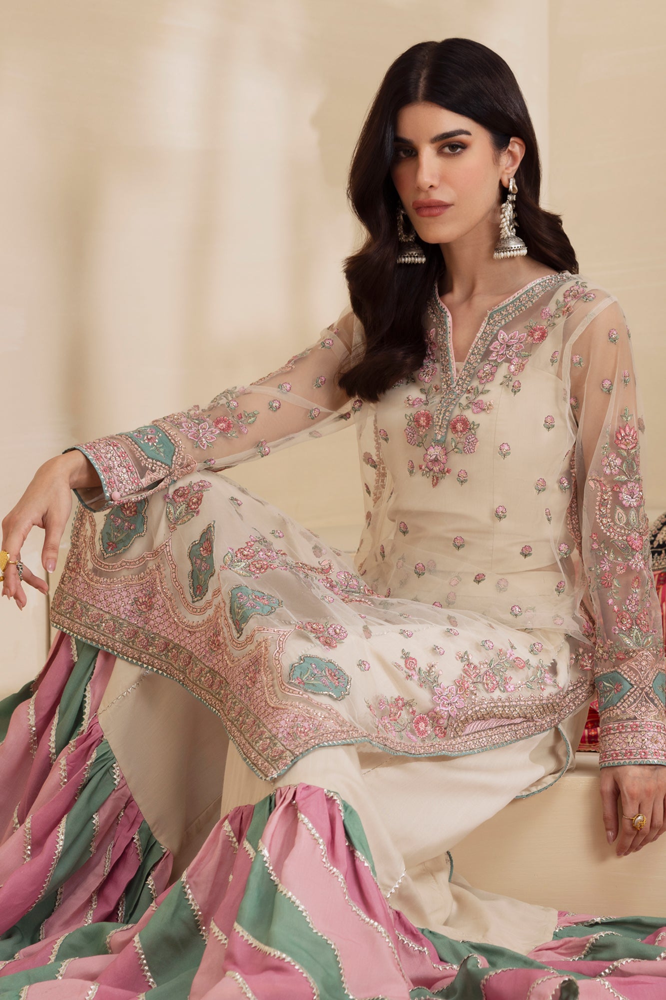 EMBROIDERED SUIT (E0906/104/003)