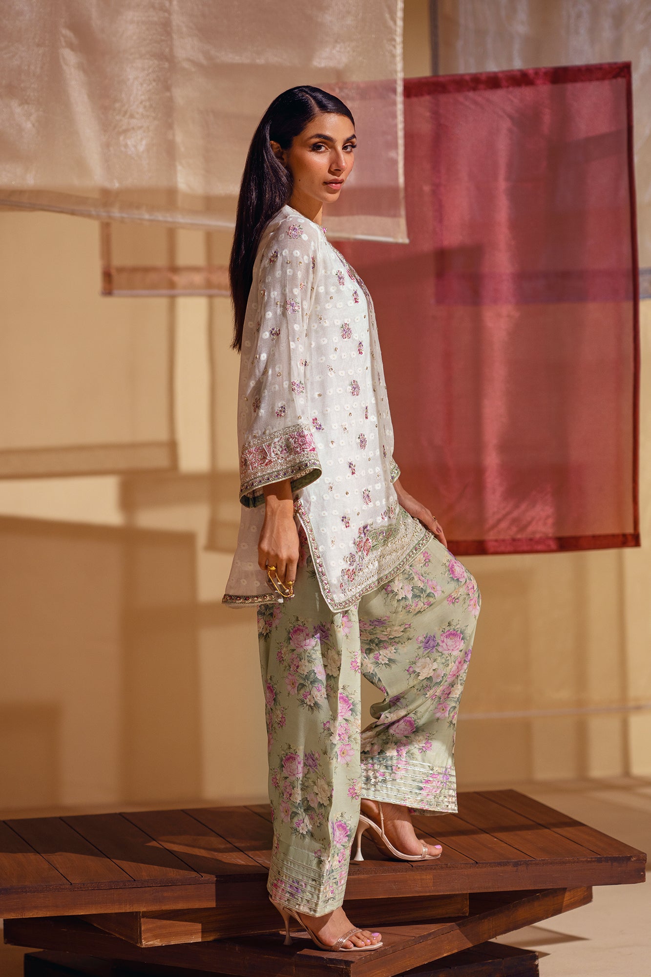 EMBROIDERED SUIT (E0830/104/005) - Image 13