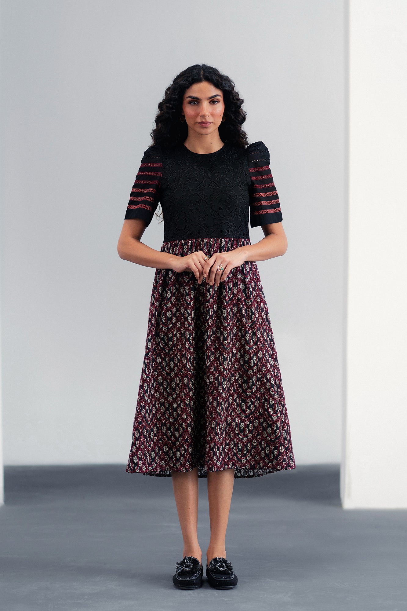 DRESS (E120/902/0047) - Image 2