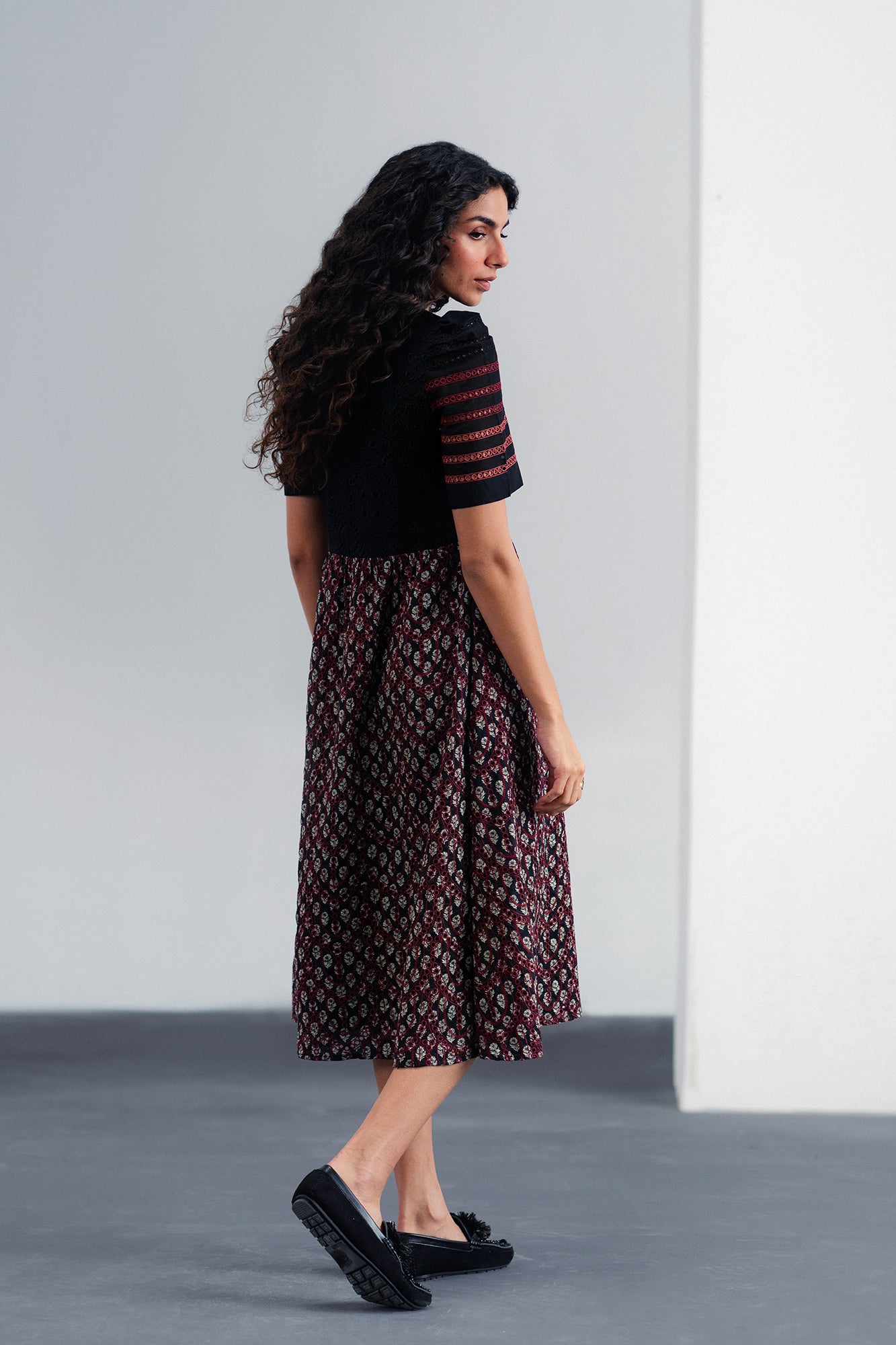 DRESS (E120/902/0047) - Image 4