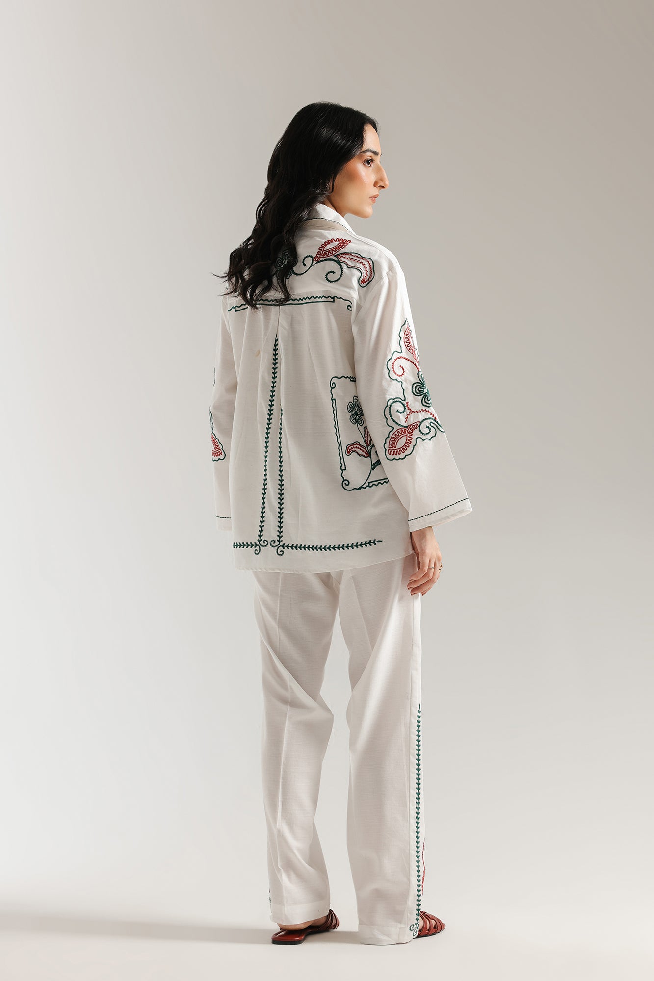 EMBROIDERED SUIT (E0656/106/001) - Image 3