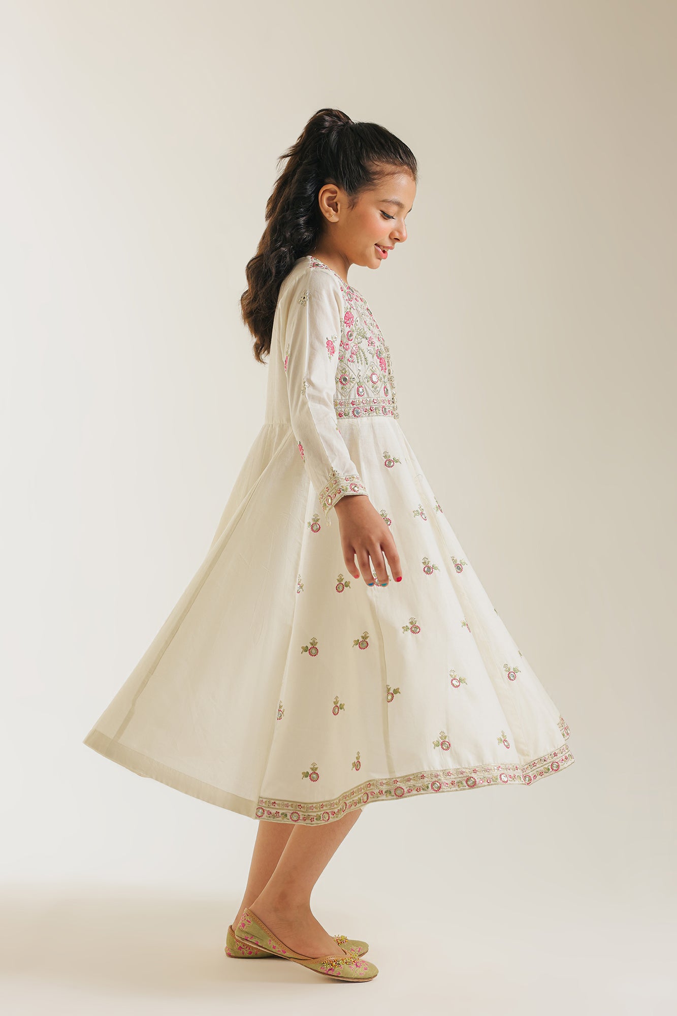 EMBROIDERED PISHWAS (E0733/404/004) - Image 5