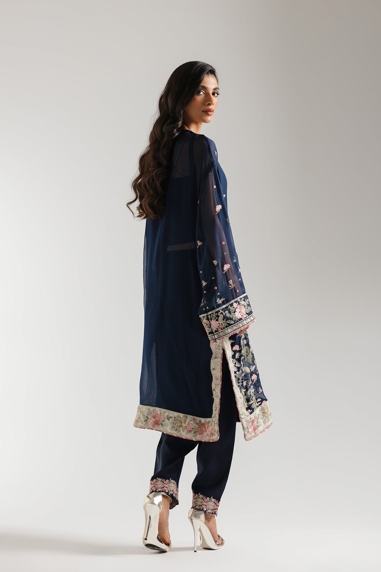 EMBROIDERED SUIT (E0743/104/618) - Image 3