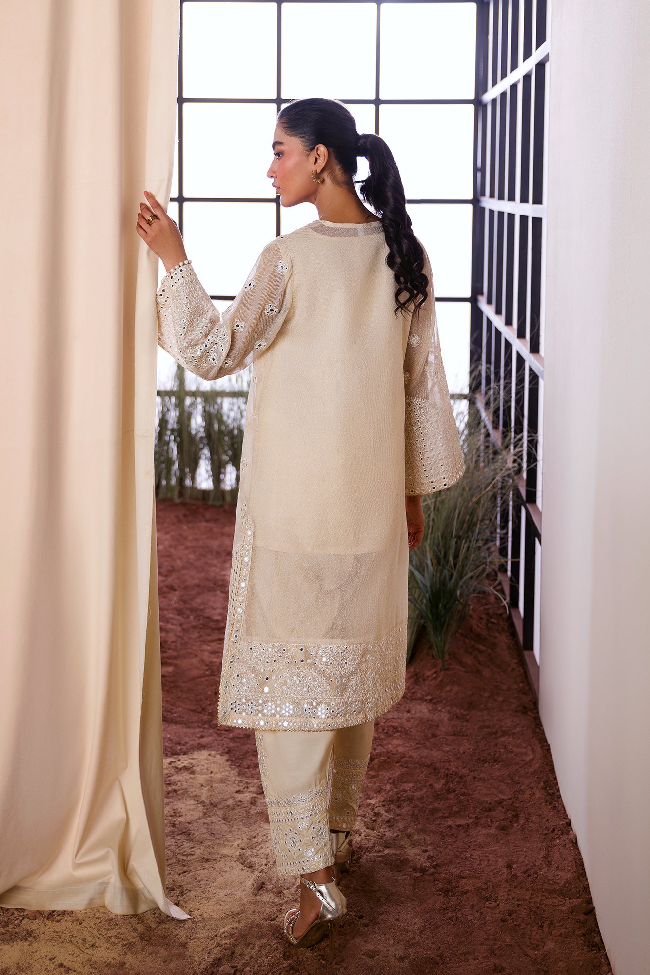 EMBROIDERED SUIT (E0780/104/226) - Image 3