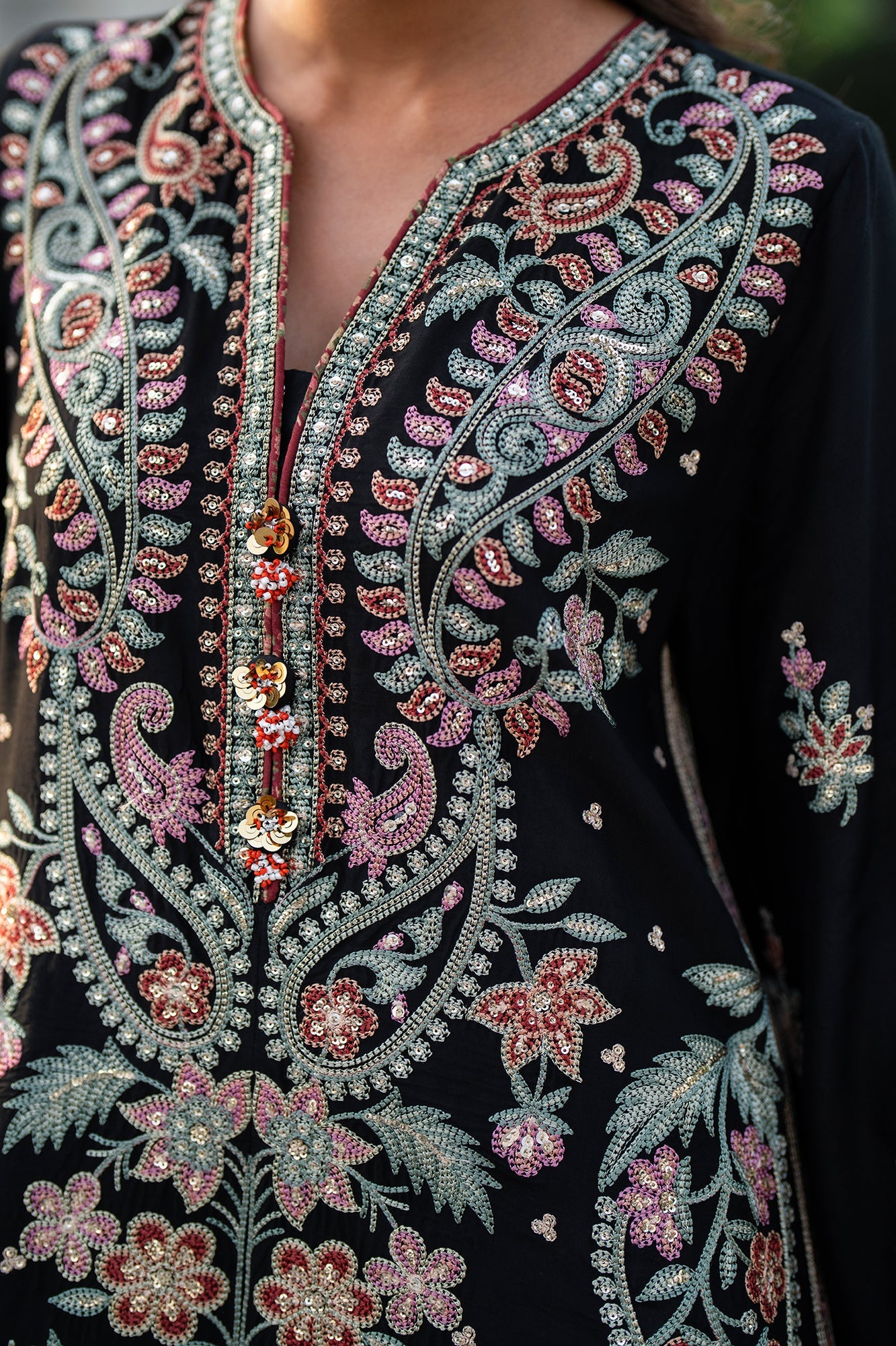 EMBROIDERED SUIT (E104/902/0819) - Image 3