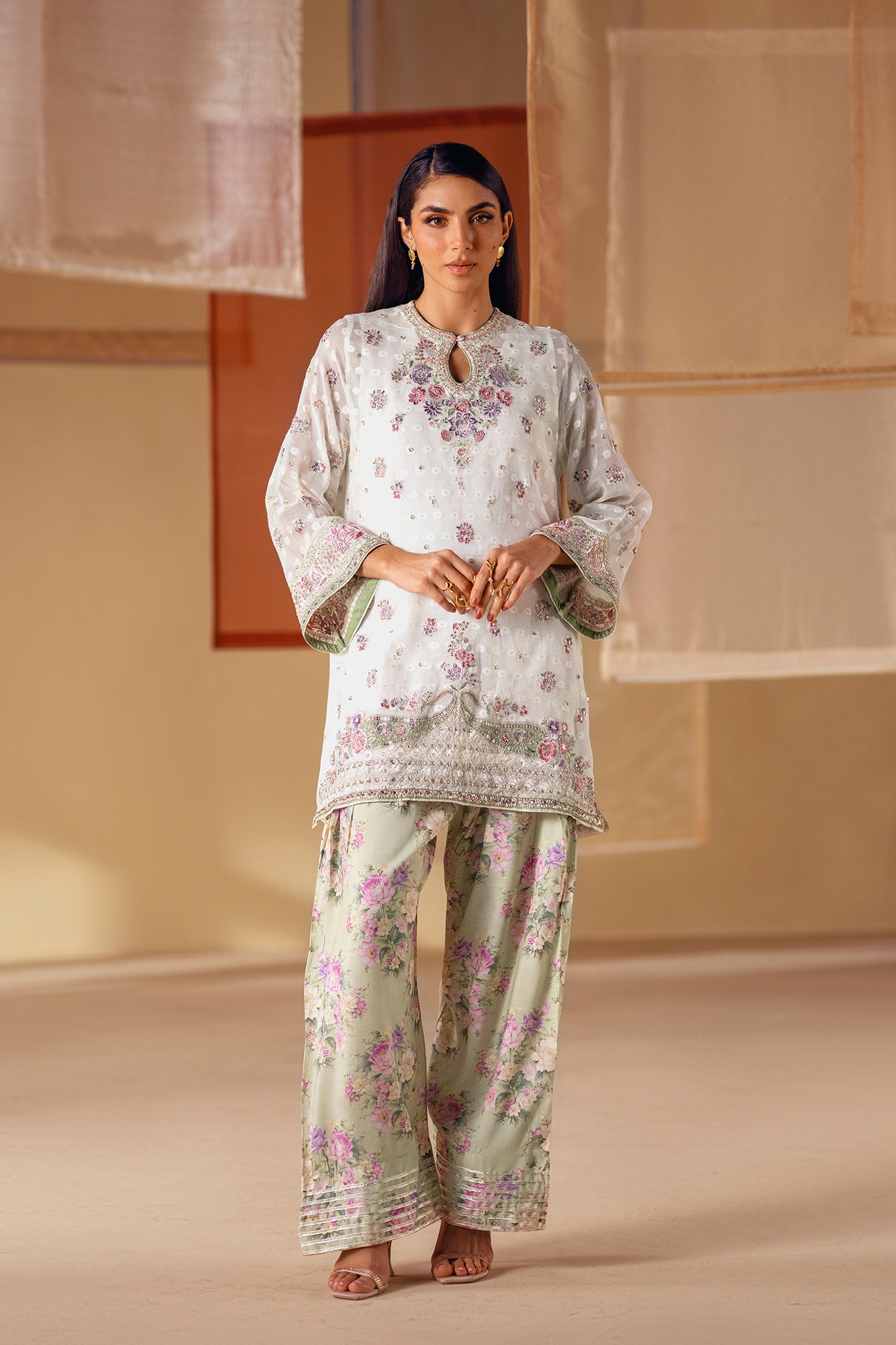 EMBROIDERED SUIT (E0830/104/005) - Image 2