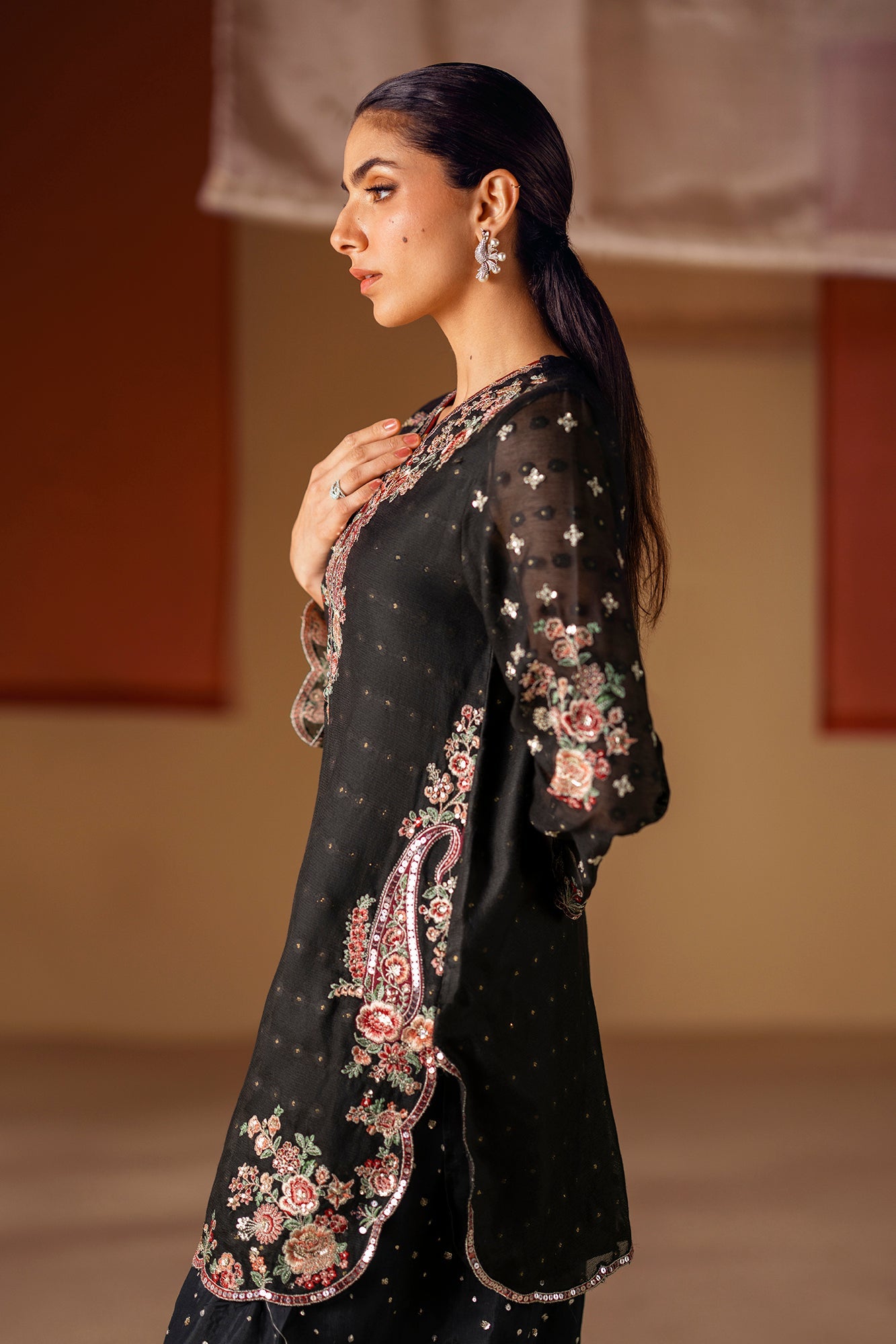 EMBROIDERED SUIT (E0832/104/902) - Image 14