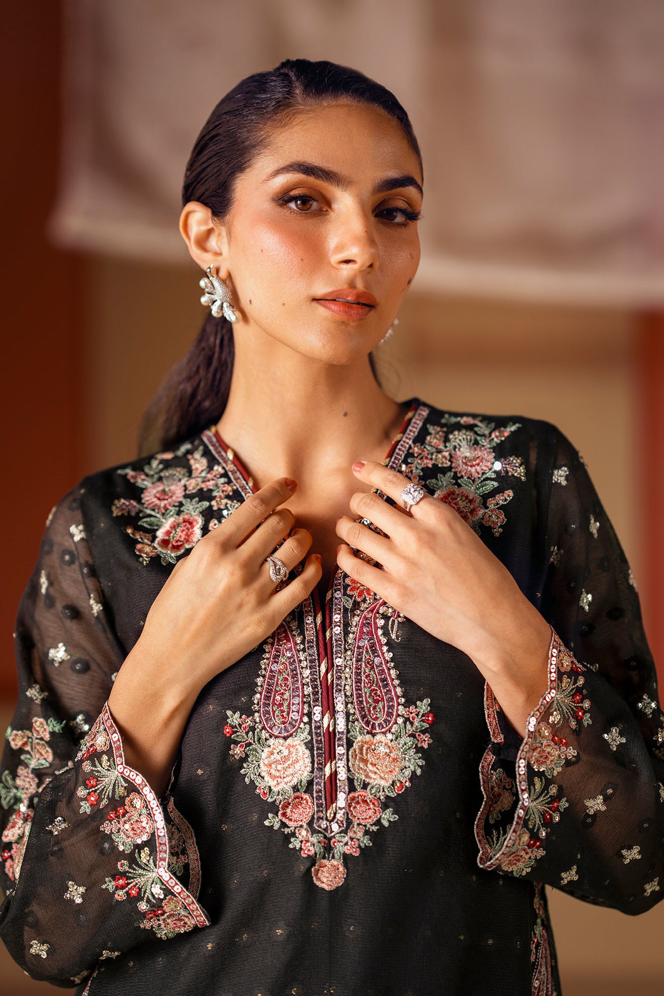 EMBROIDERED SUIT (E0832/104/902) - Image 16