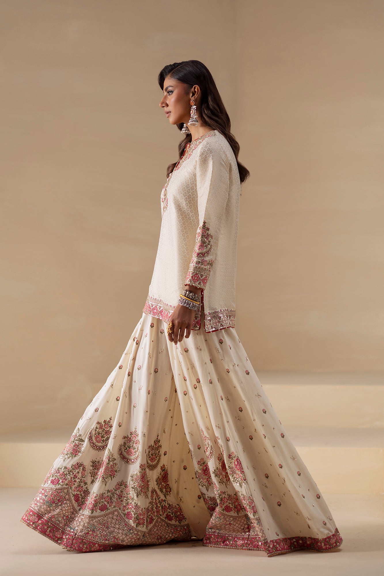 EMBROIDERED SUIT (E0836/104/817) - Image 3