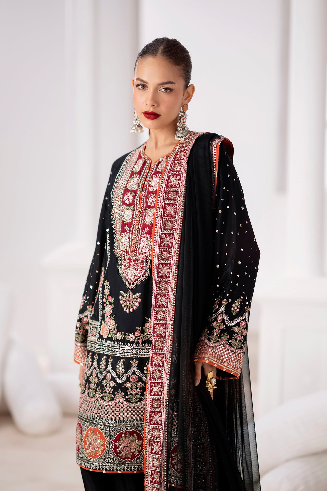 EMBROIDERED SUIT (E0838/104/902) - Image 6