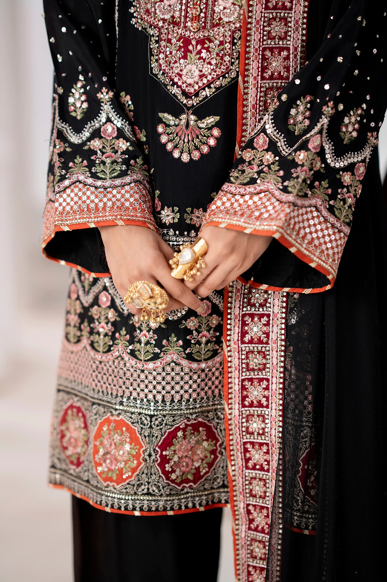 EMBROIDERED SUIT (E0838/104/902) - Image 10