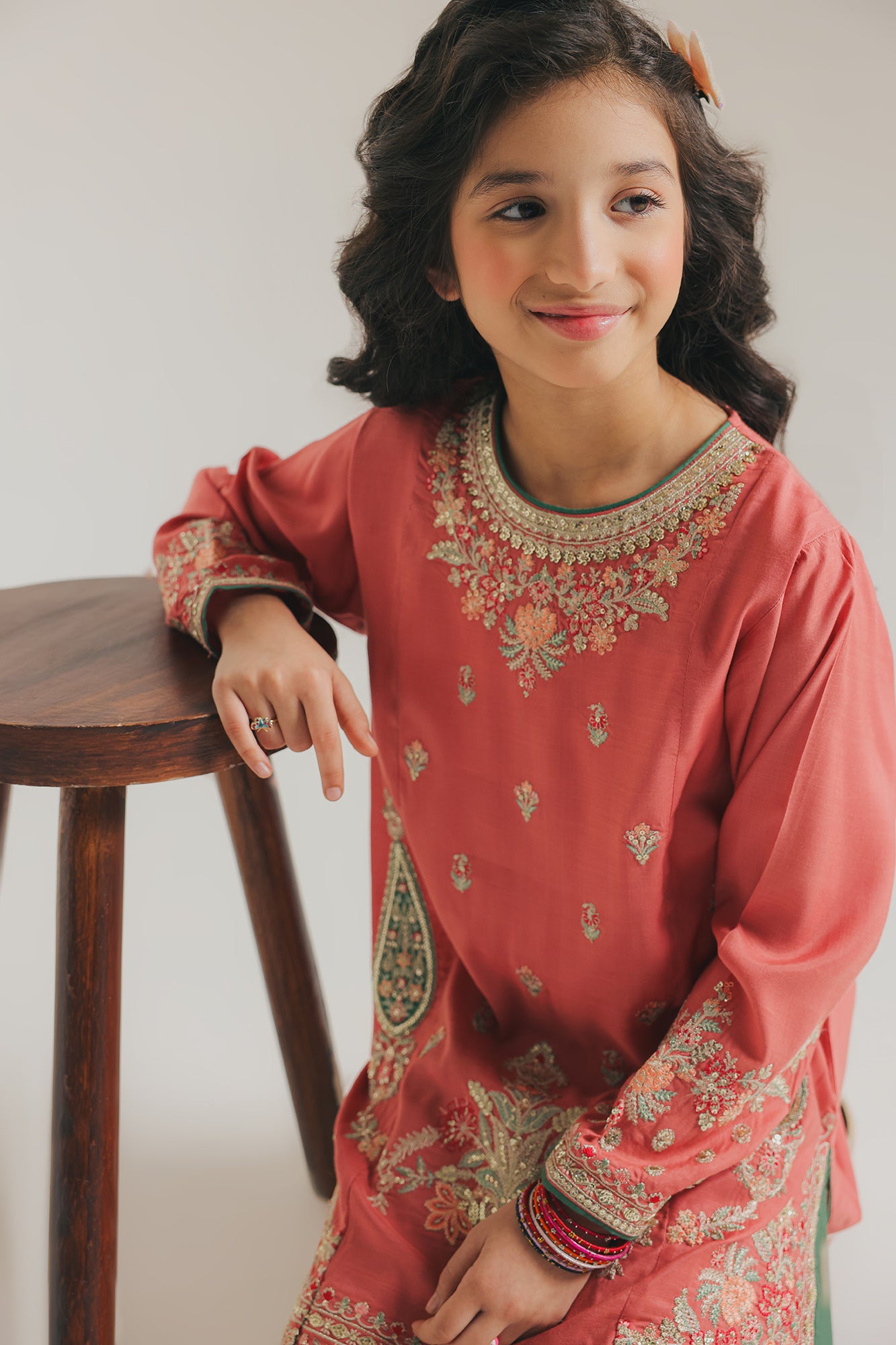 EMBROIDERED SUIT (E0838/404/313)