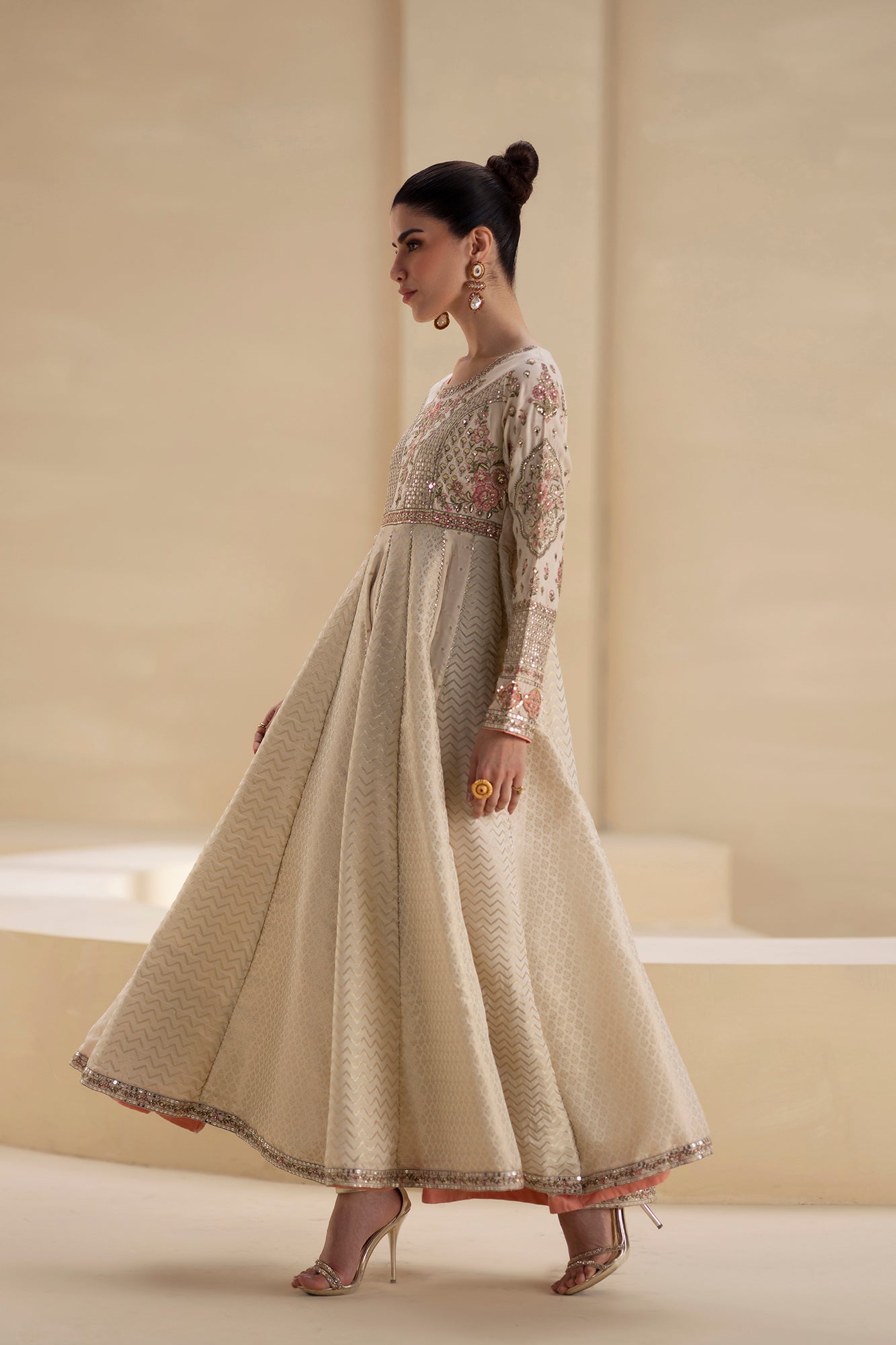 EMBROIDERED DRESS (E0846/104/002) - Image 3