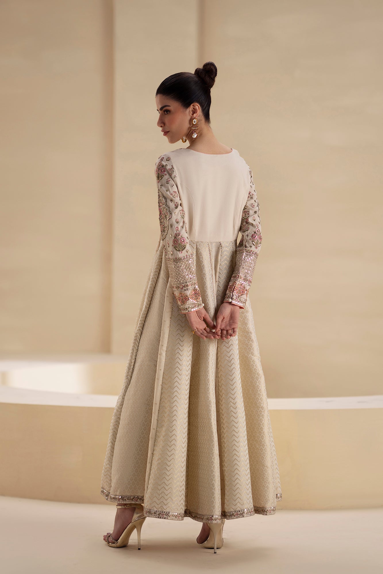 EMBROIDERED DRESS (E0846/104/002) - Image 4