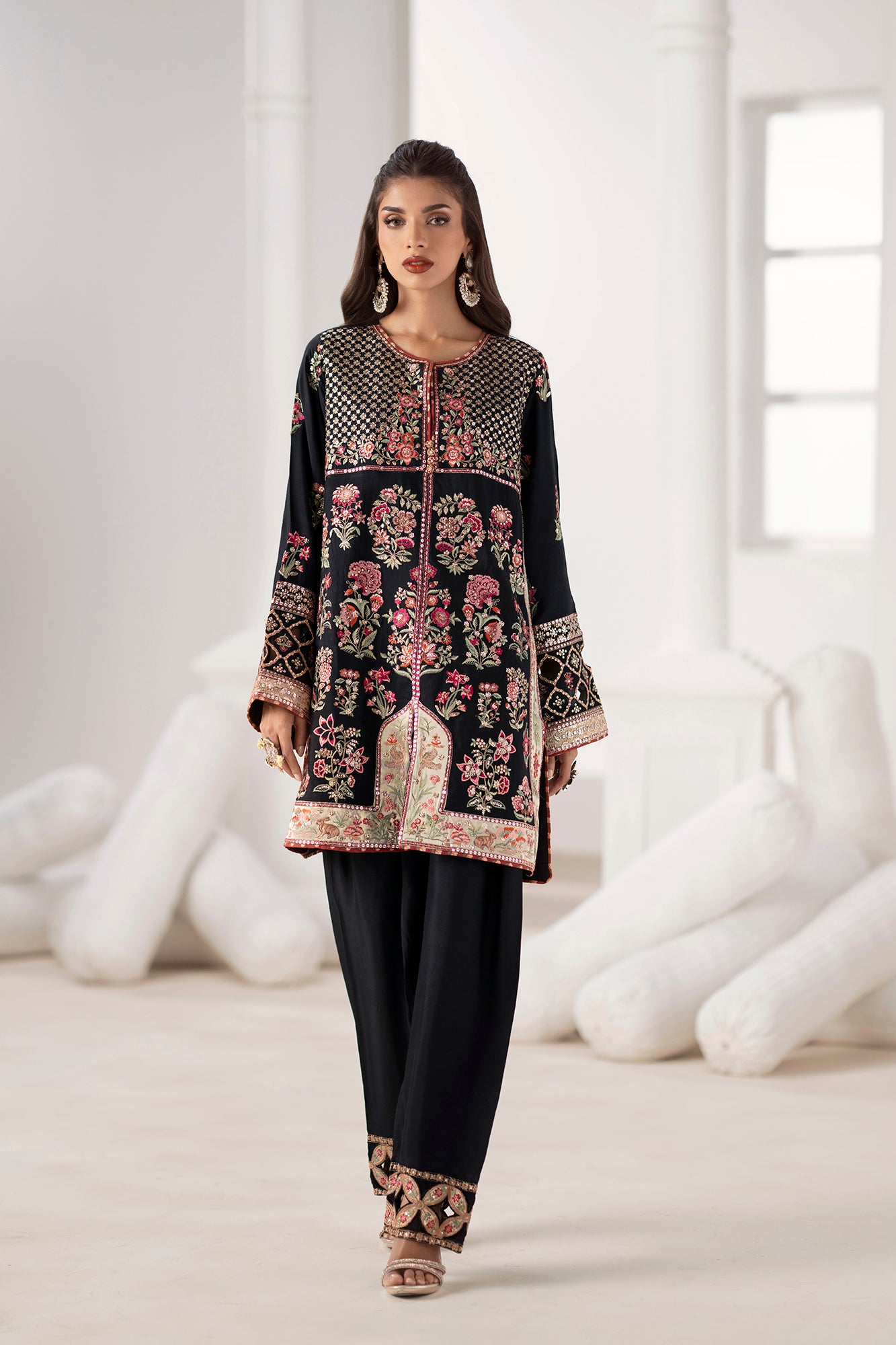EMBROIDERED SUIT (E0911/104/902) - Image 2