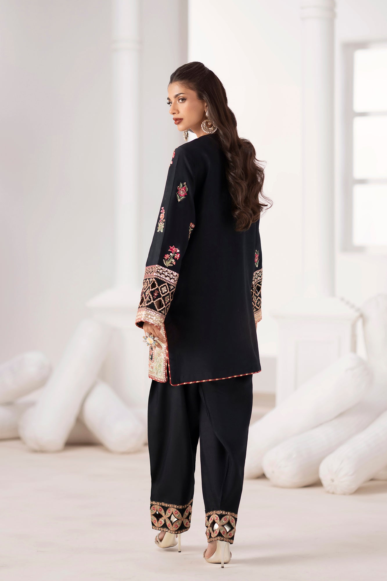 EMBROIDERED SUIT (E0911/104/902) - Image 4