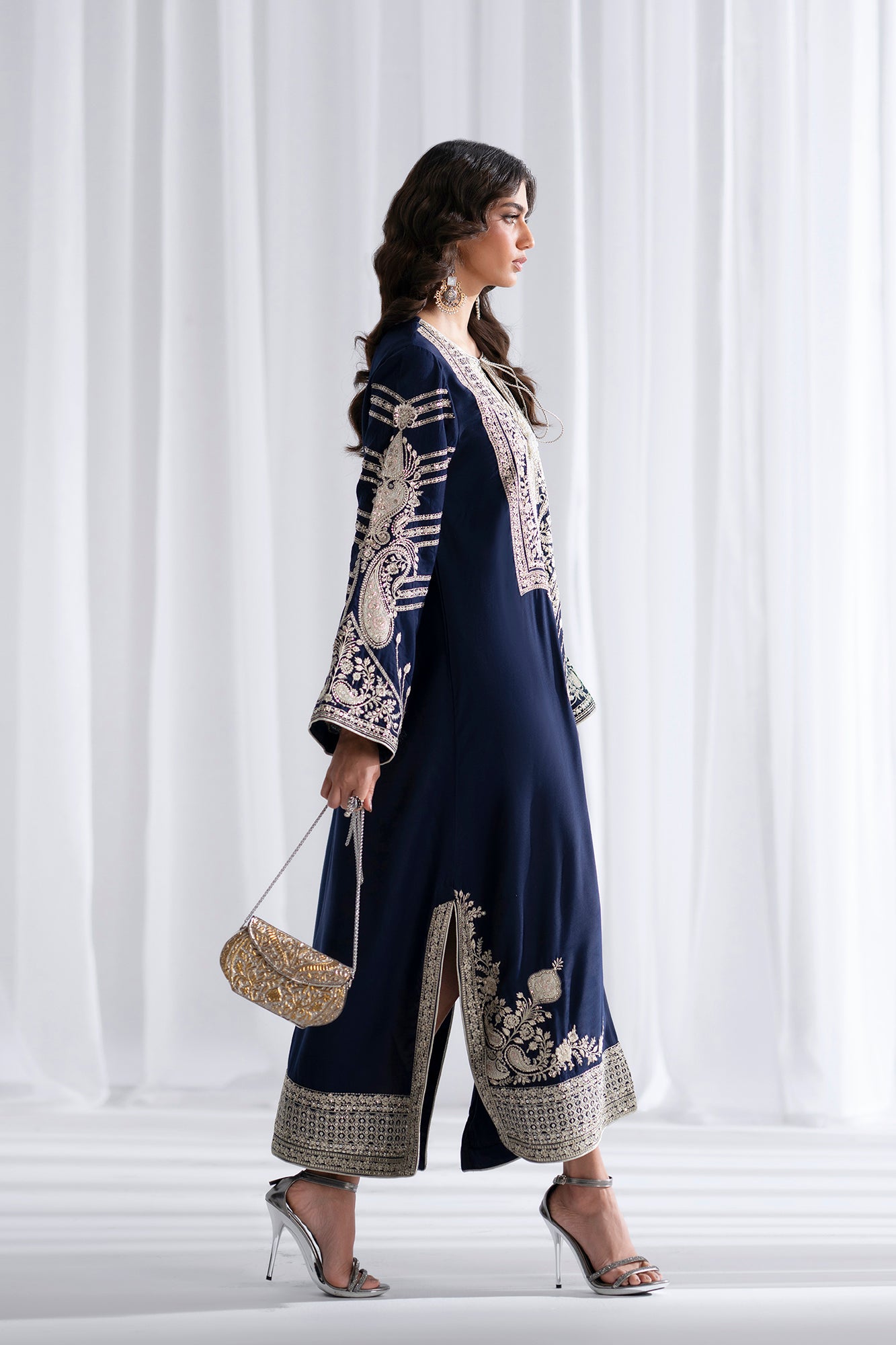 EMBROIDERED DRESS (E0966/104/619) - Image 3