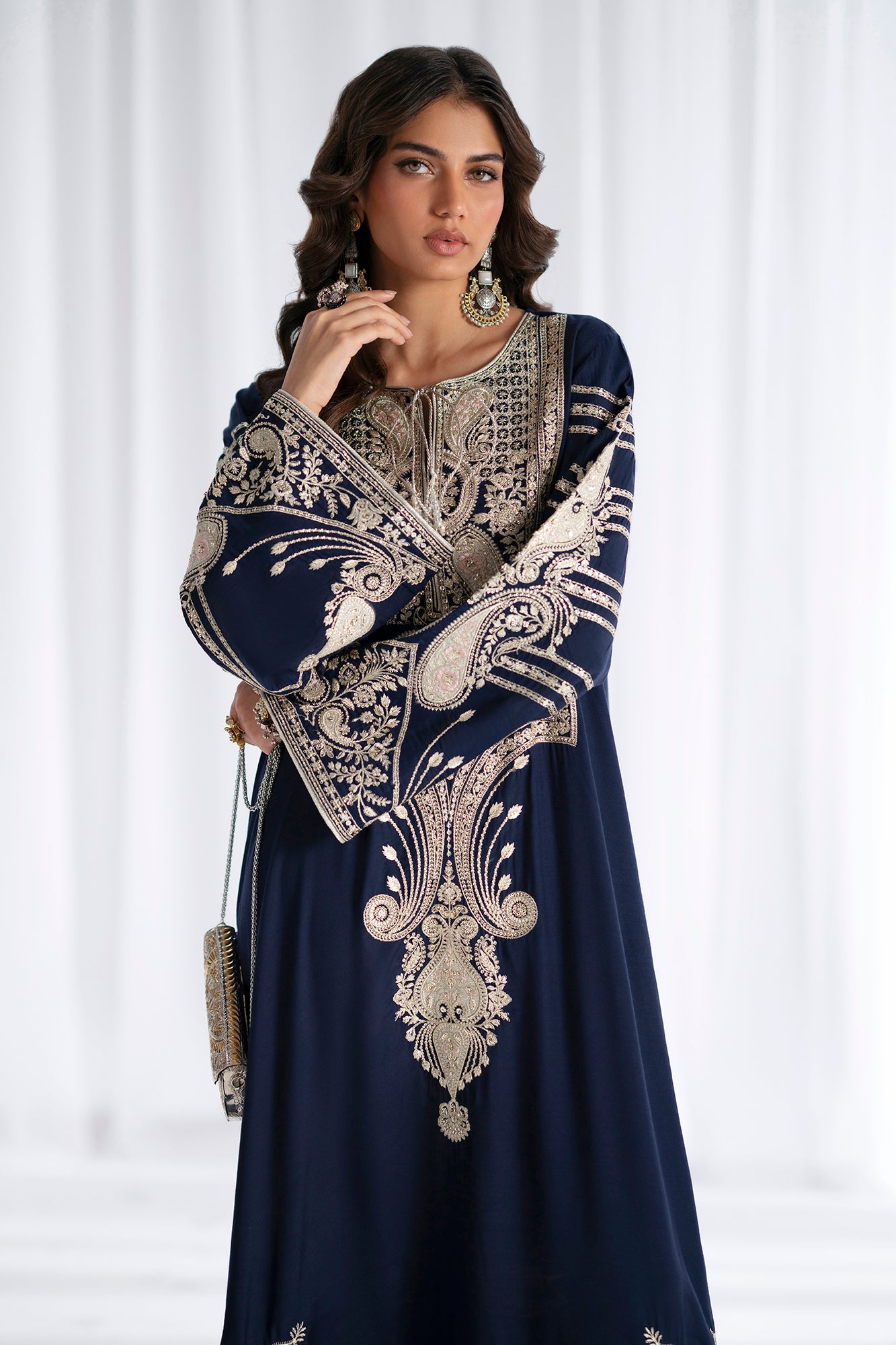 EMBROIDERED DRESS (E0966/104/619)