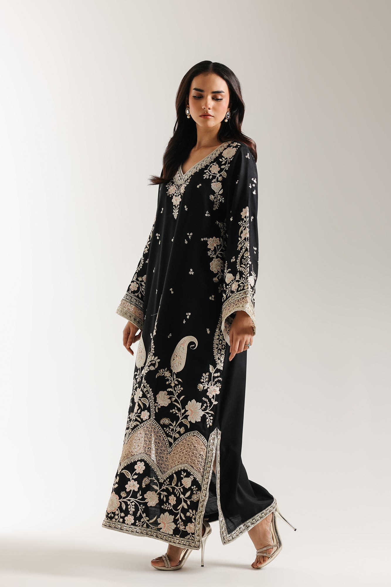 EMBROIDERED KAFTAN (E0971/104/902) - Image 3