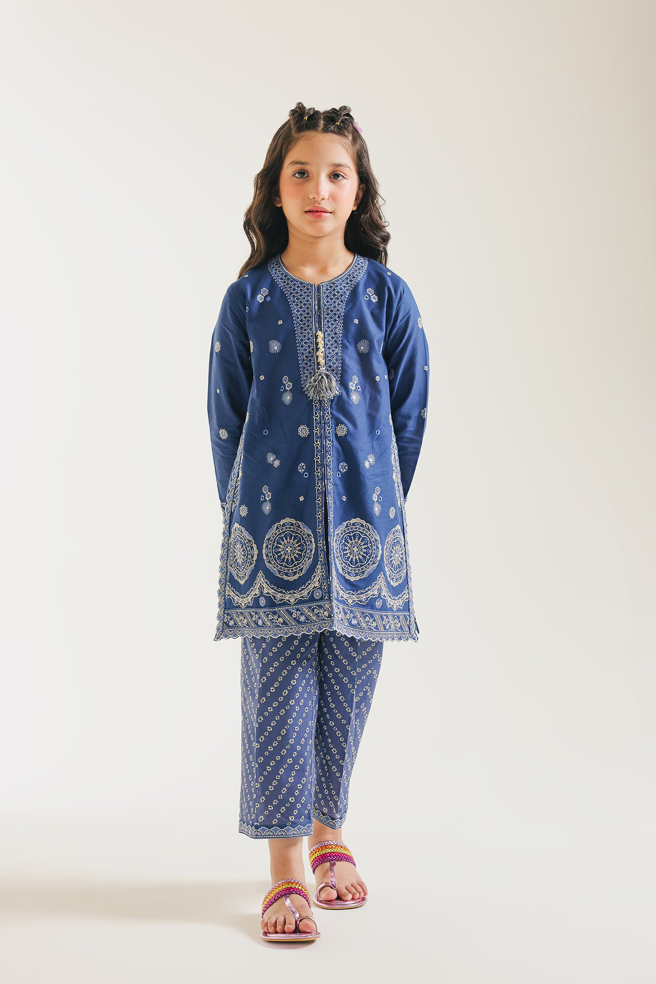 EMBROIDERED SUIT (E402/622/1219) - Image 3