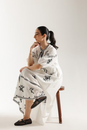 DRESS (E2306/108/001)