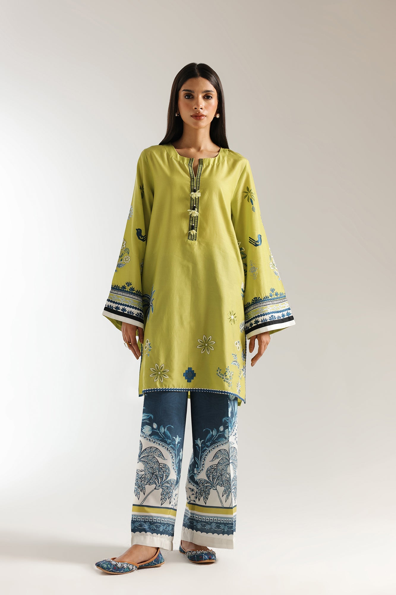 EMBROIDERED SUIT (E2939/103/125) - Image 2