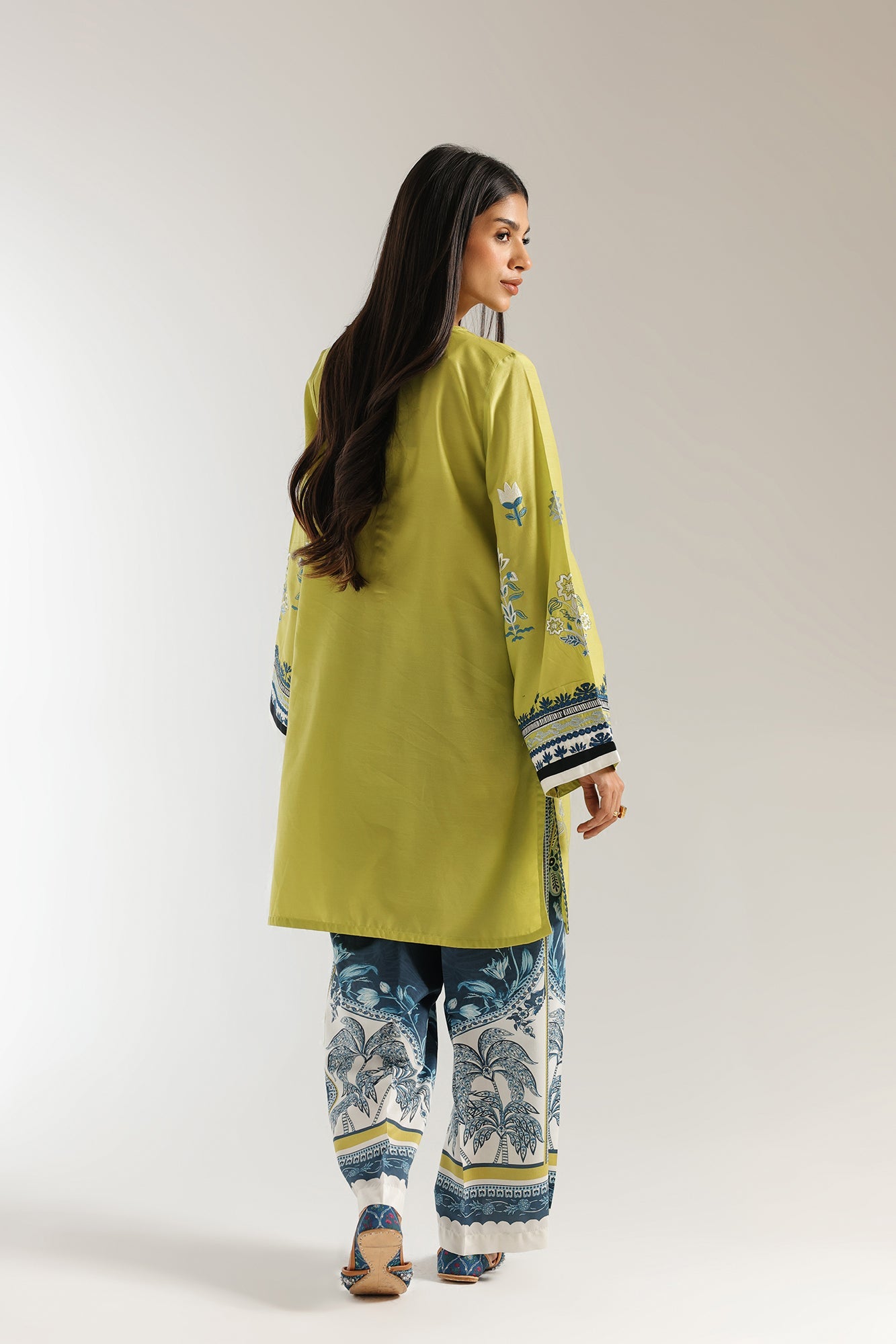 EMBROIDERED SUIT (E2939/103/125) - Image 3