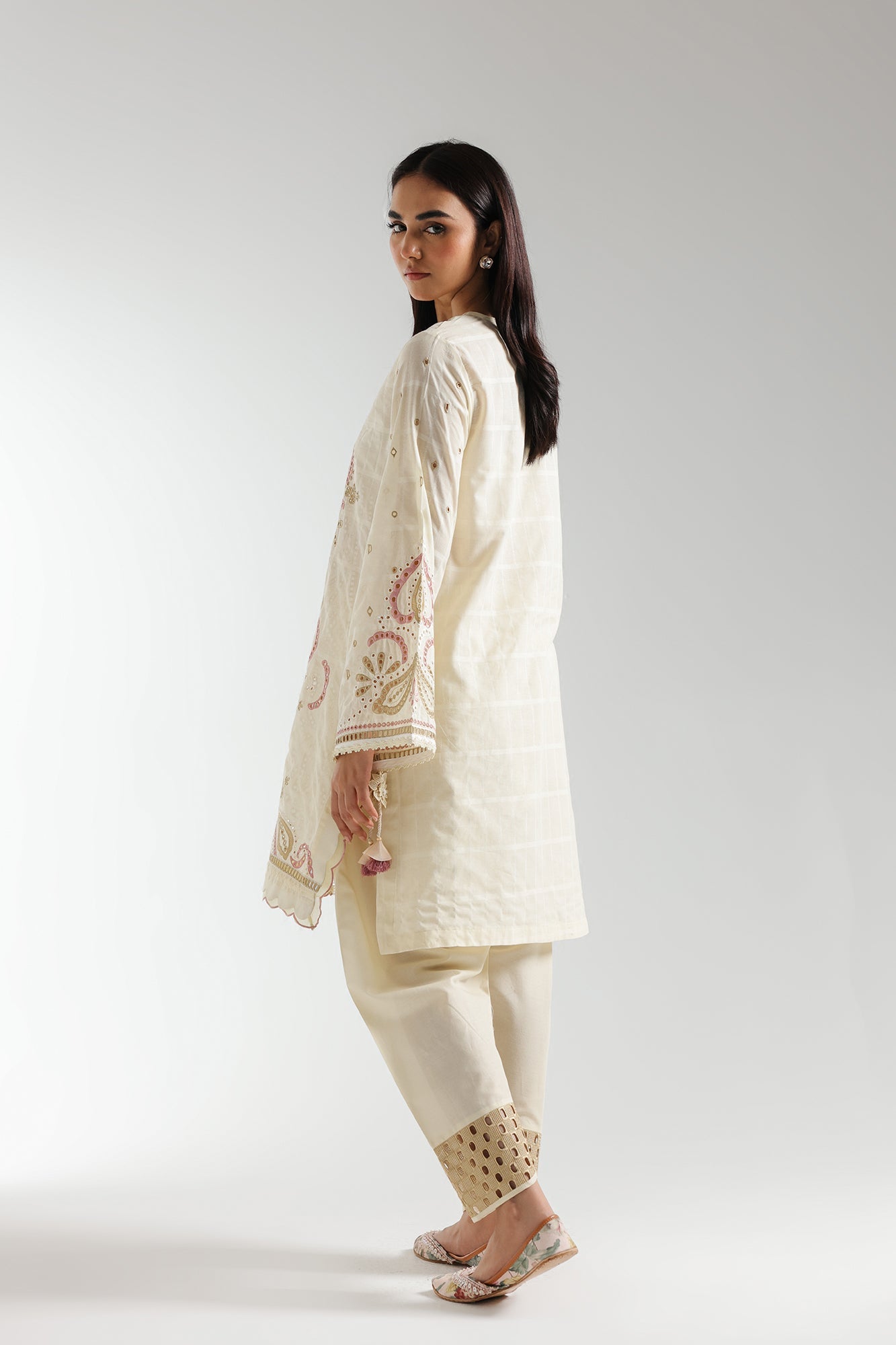 EMBROIDERED SUIT (E3053/103/115) - Image 3