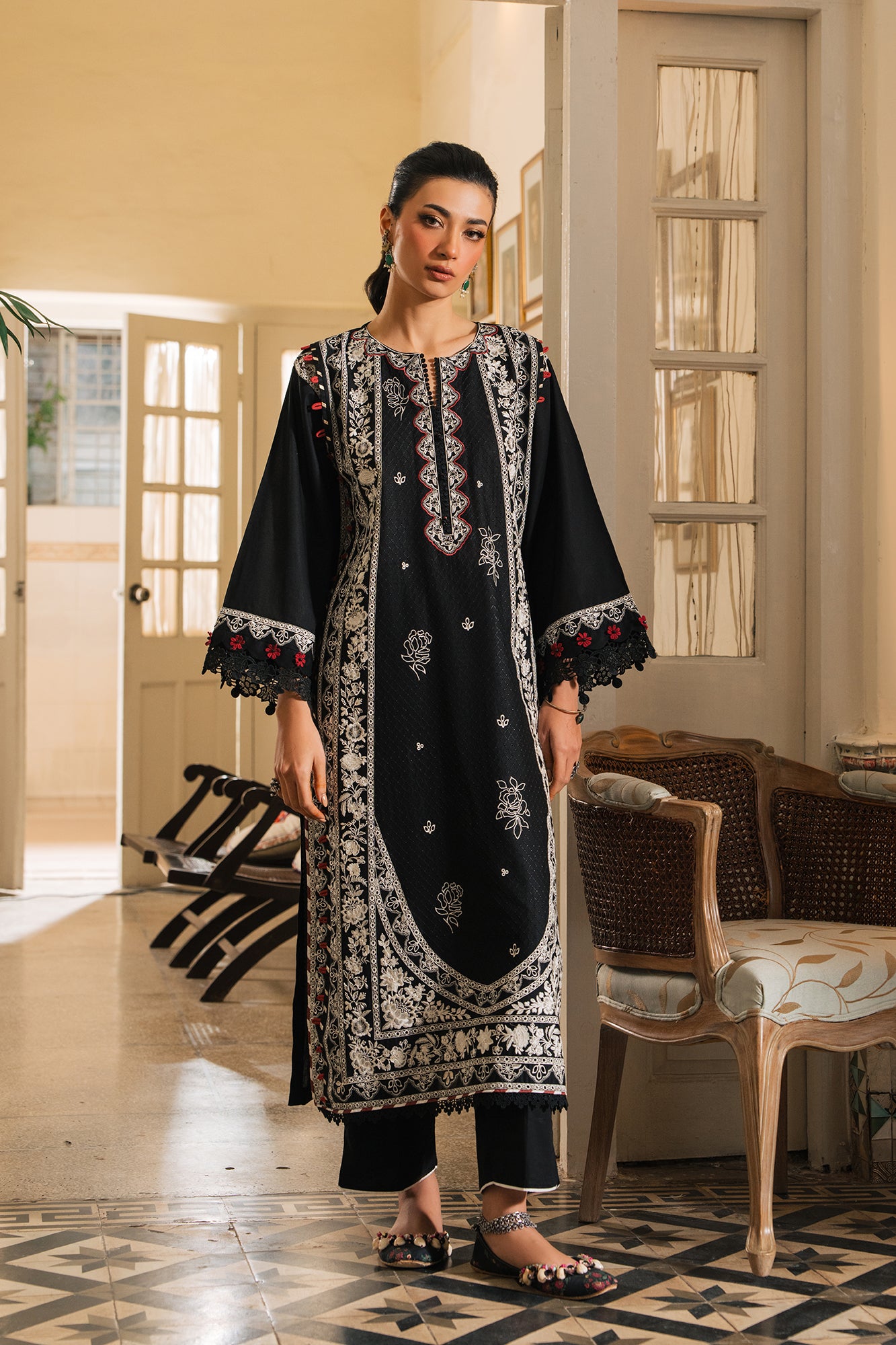 EMBROIDERED SUIT (E3103/103/902) - Image 2