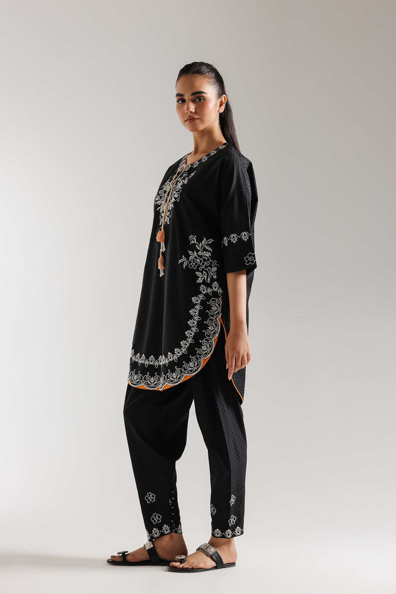 EMBROIDERED SUIT (E3134/103/902) - Image 2