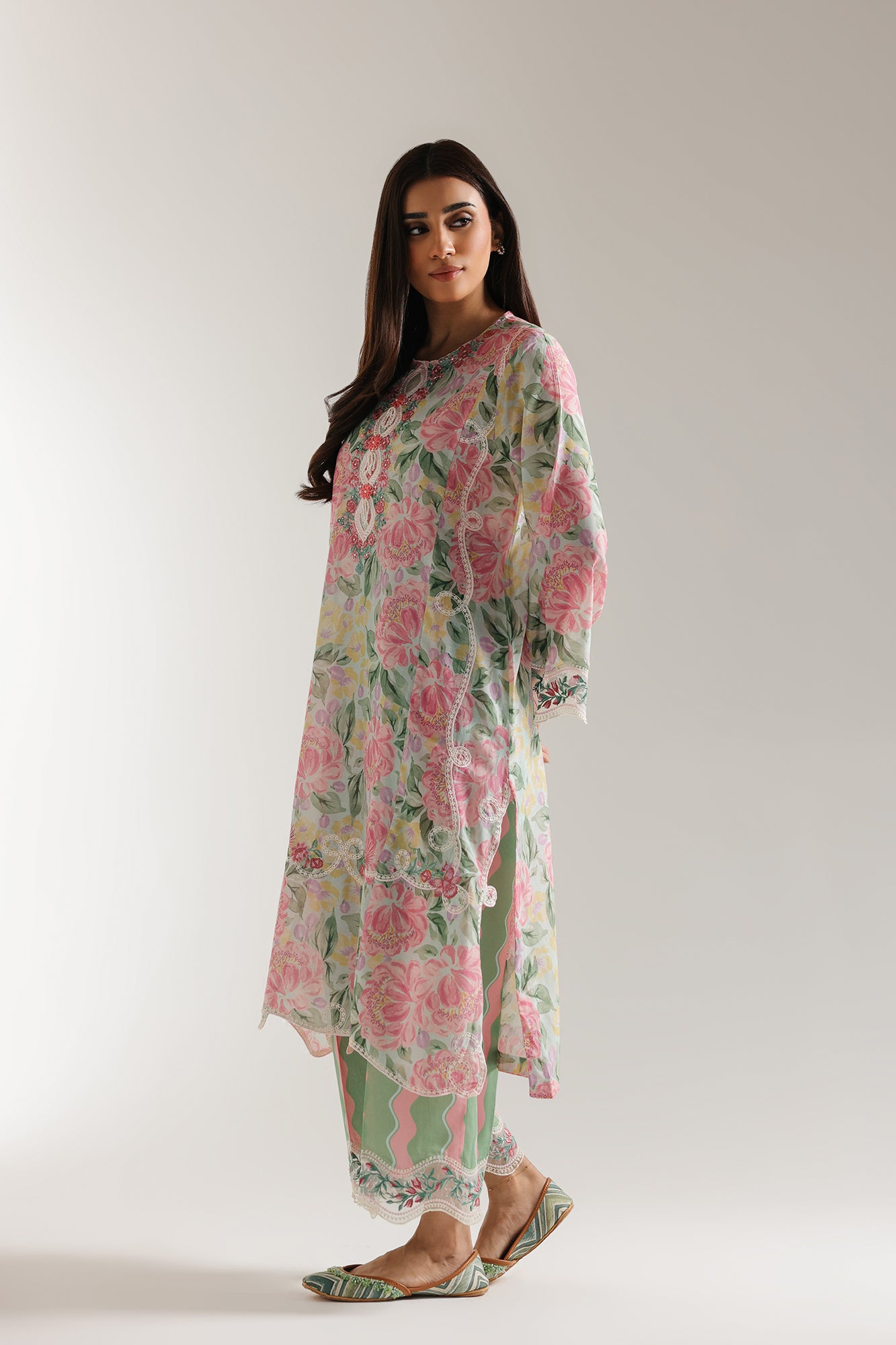 EMBROIDERED SUIT (E103/130/3263) - Image 3