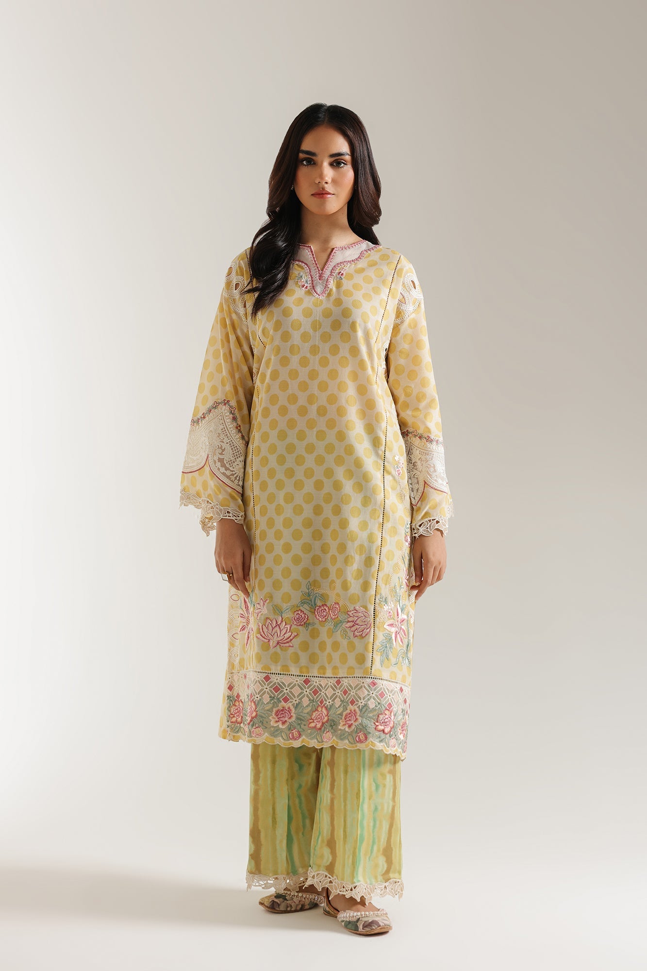 EMBROIDERED SUIT (E103/110/3268) - Image 2
