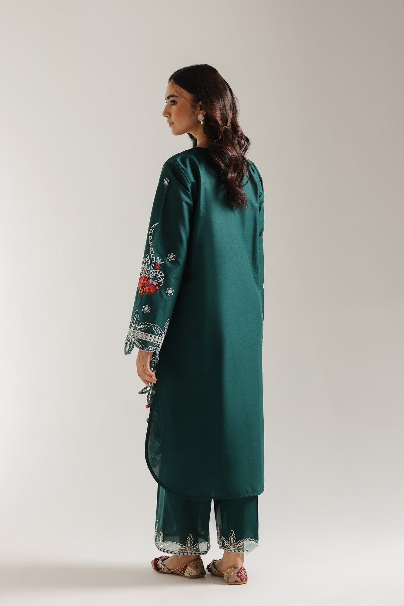 EMBROIDERED SUIT (E103/708/3286) - Image 4