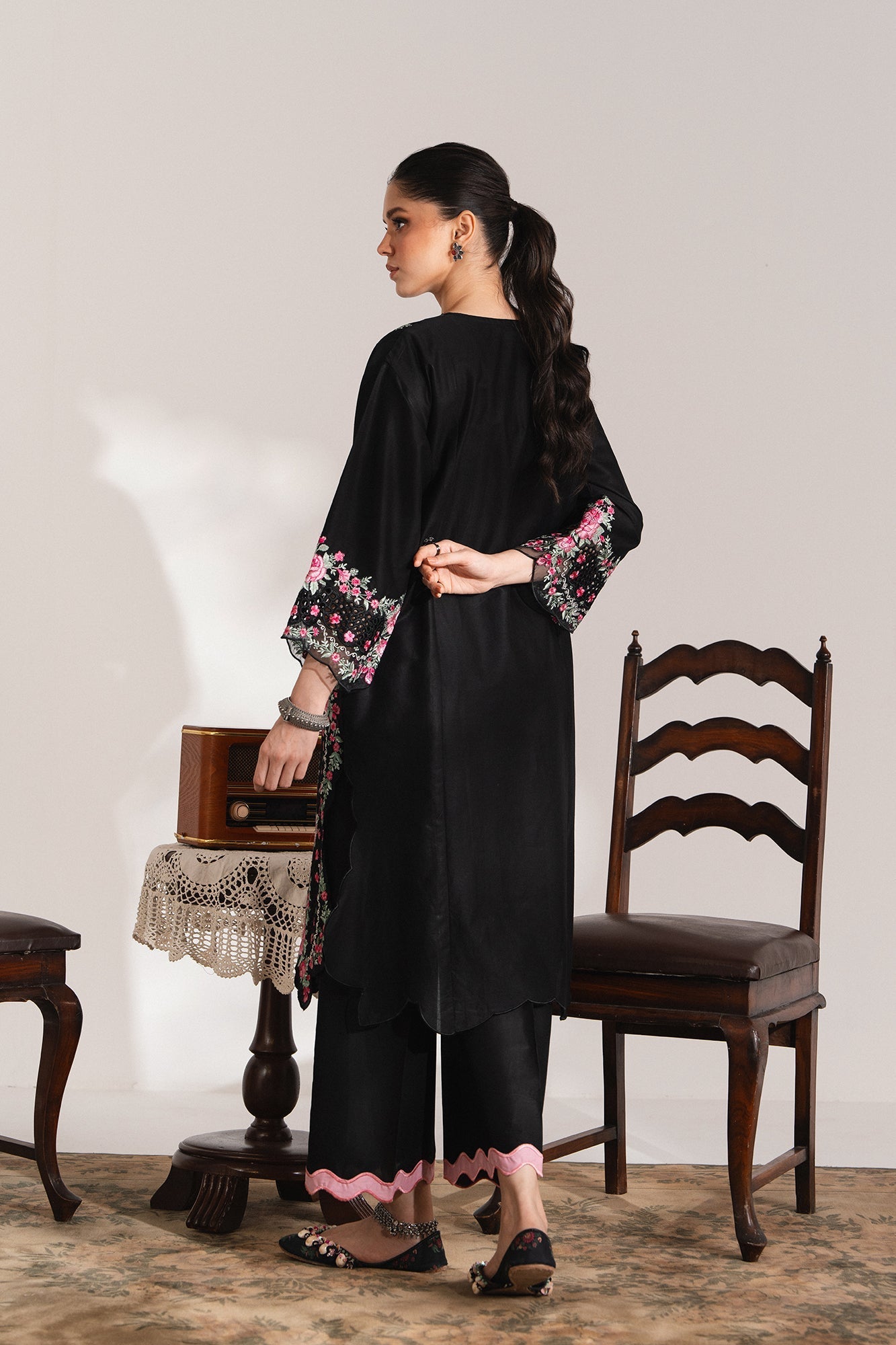 EMBROIDERED SUIT (E103/901/3288) - Image 3