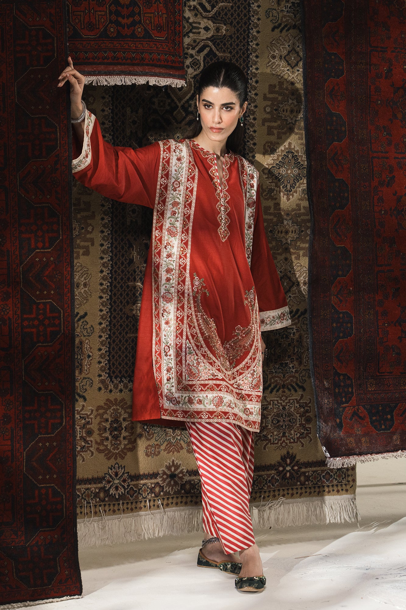 EMBROIDERED SUIT (E3349/103/415) - Image 8