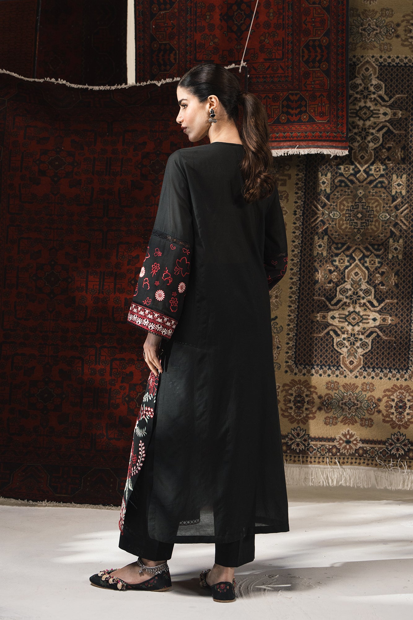 EMBROIDERED SUIT (E3352/103/902) - Image 4