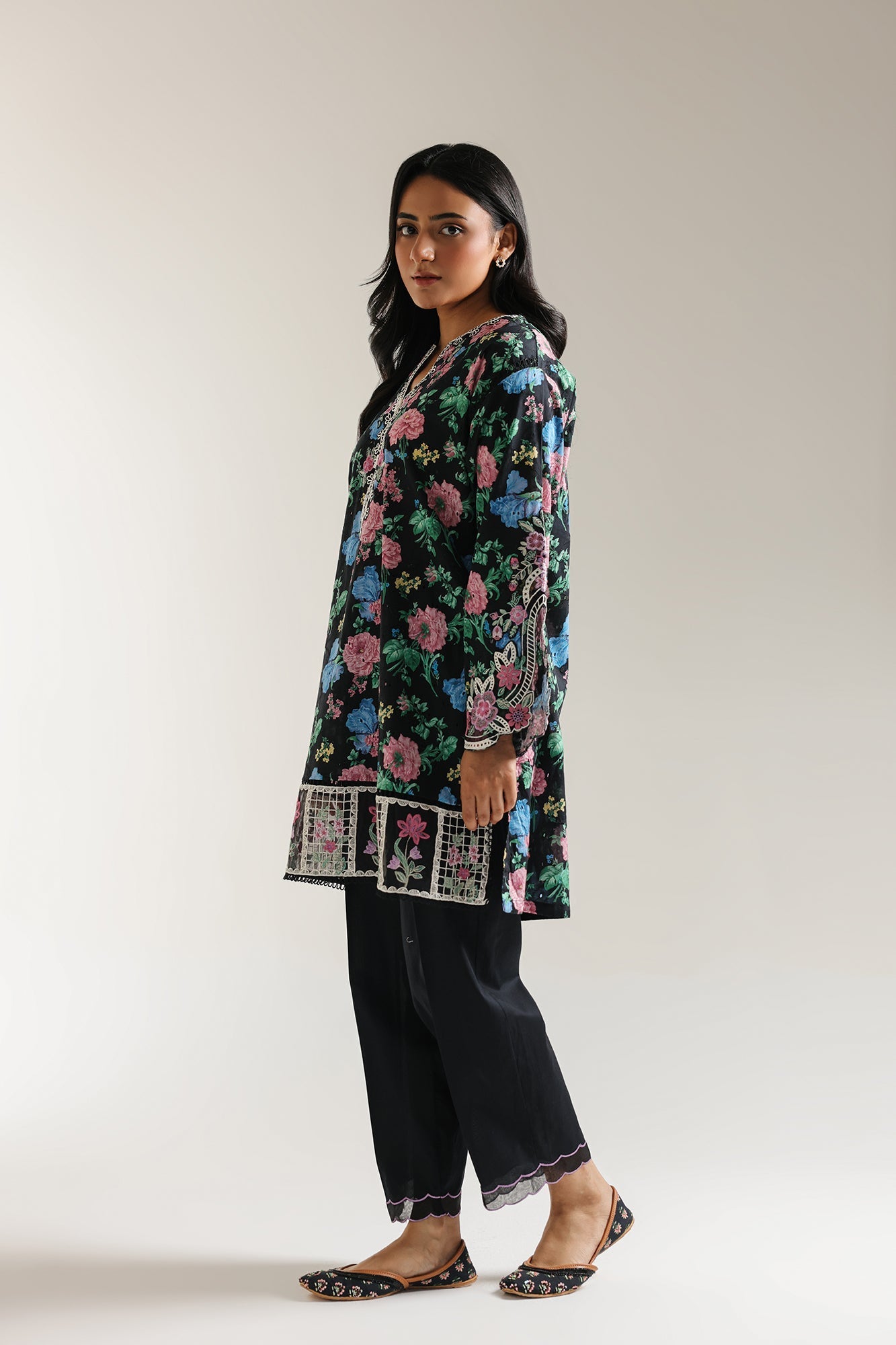 EMBROIDERED SUIT (E3406/103/614) - Image 2