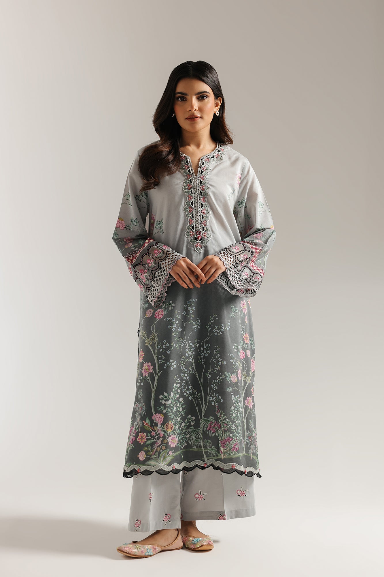 EMBROIDERED SUIT (E3469/103/817) - Image 2