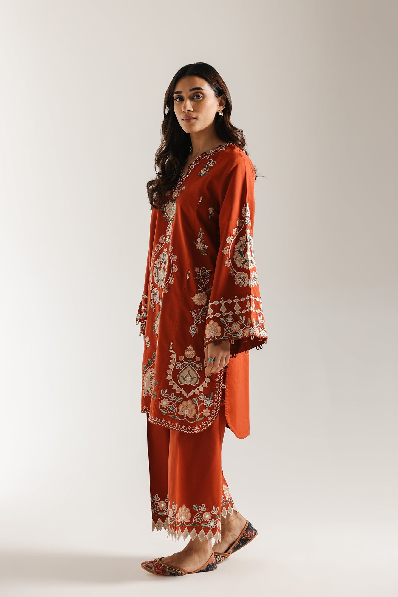 EMBROIDERED SUIT (E3480/103/305) - Image 2