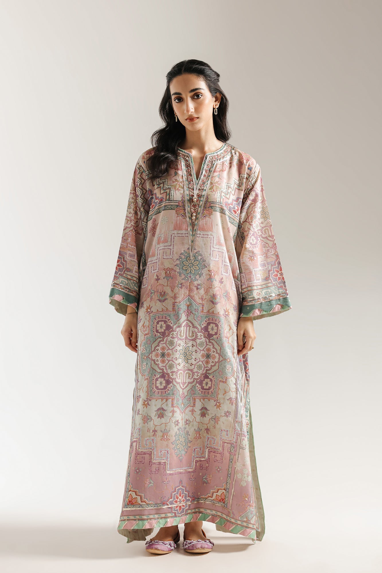 EMBROIDERED DRESS (E3482/103/515)