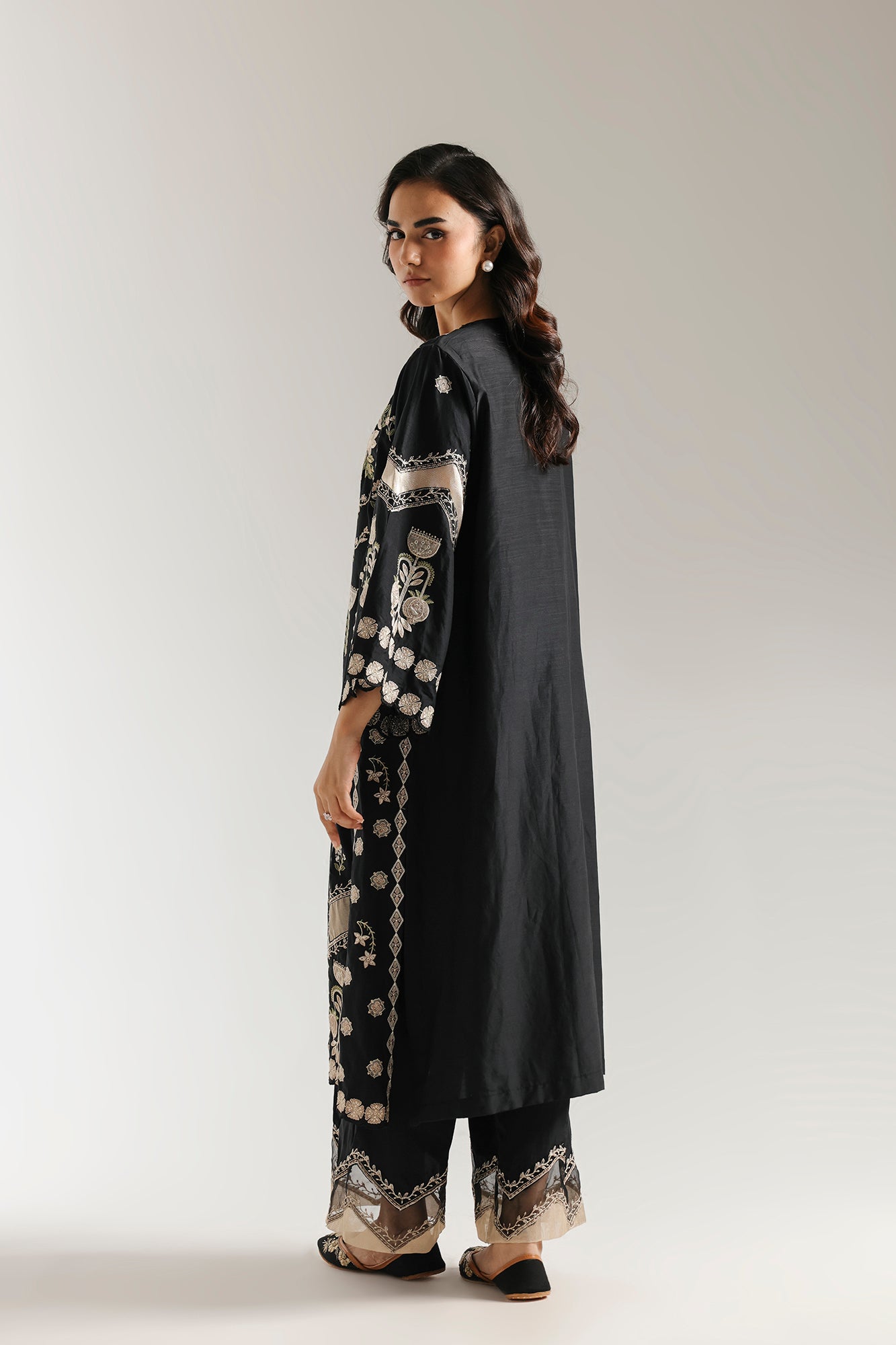 EMBROIDERED SUIT (E3516/103/902) - Image 4