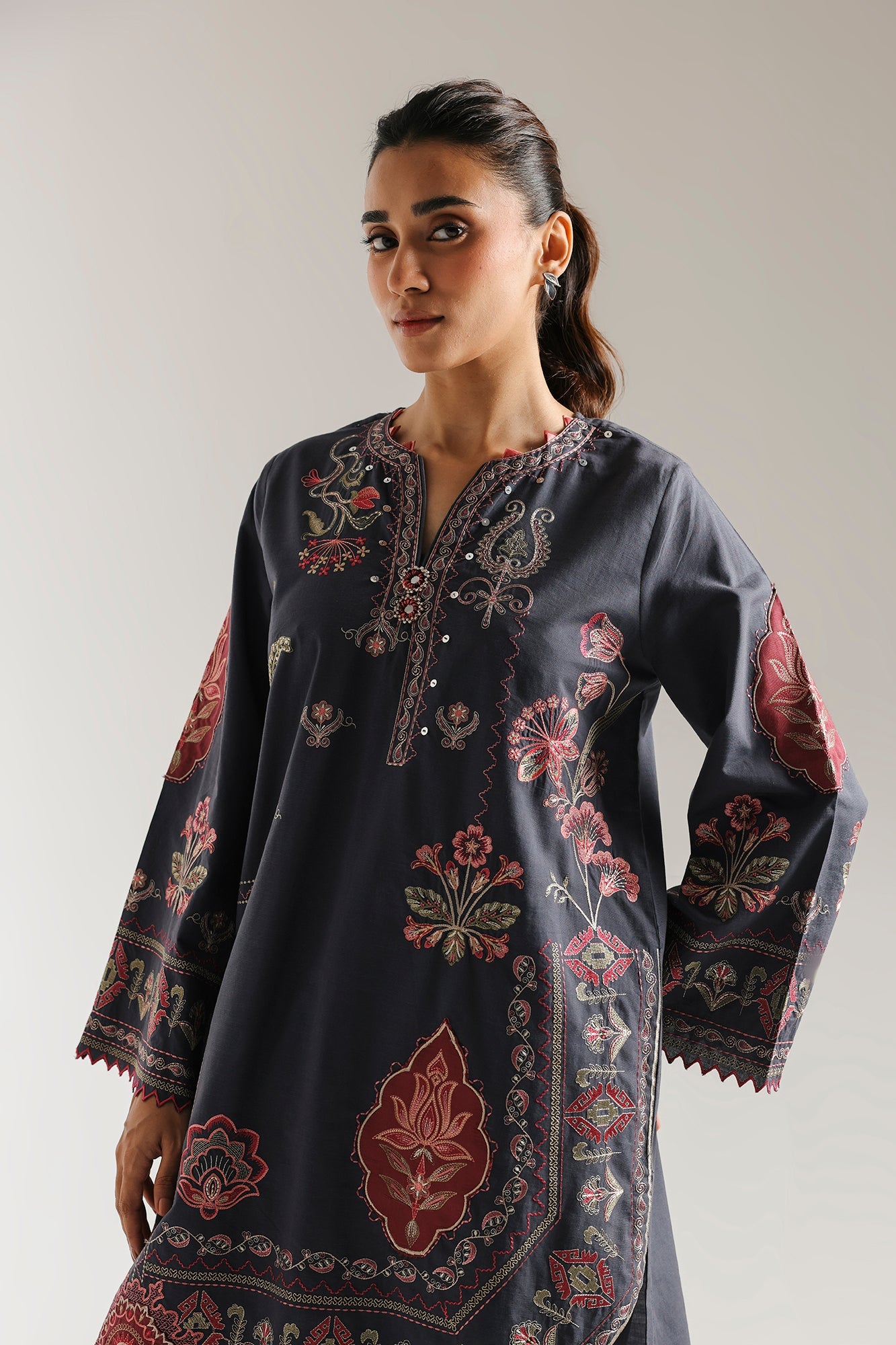 EMBROIDERED SUIT (E3625/103/904) - Image 5