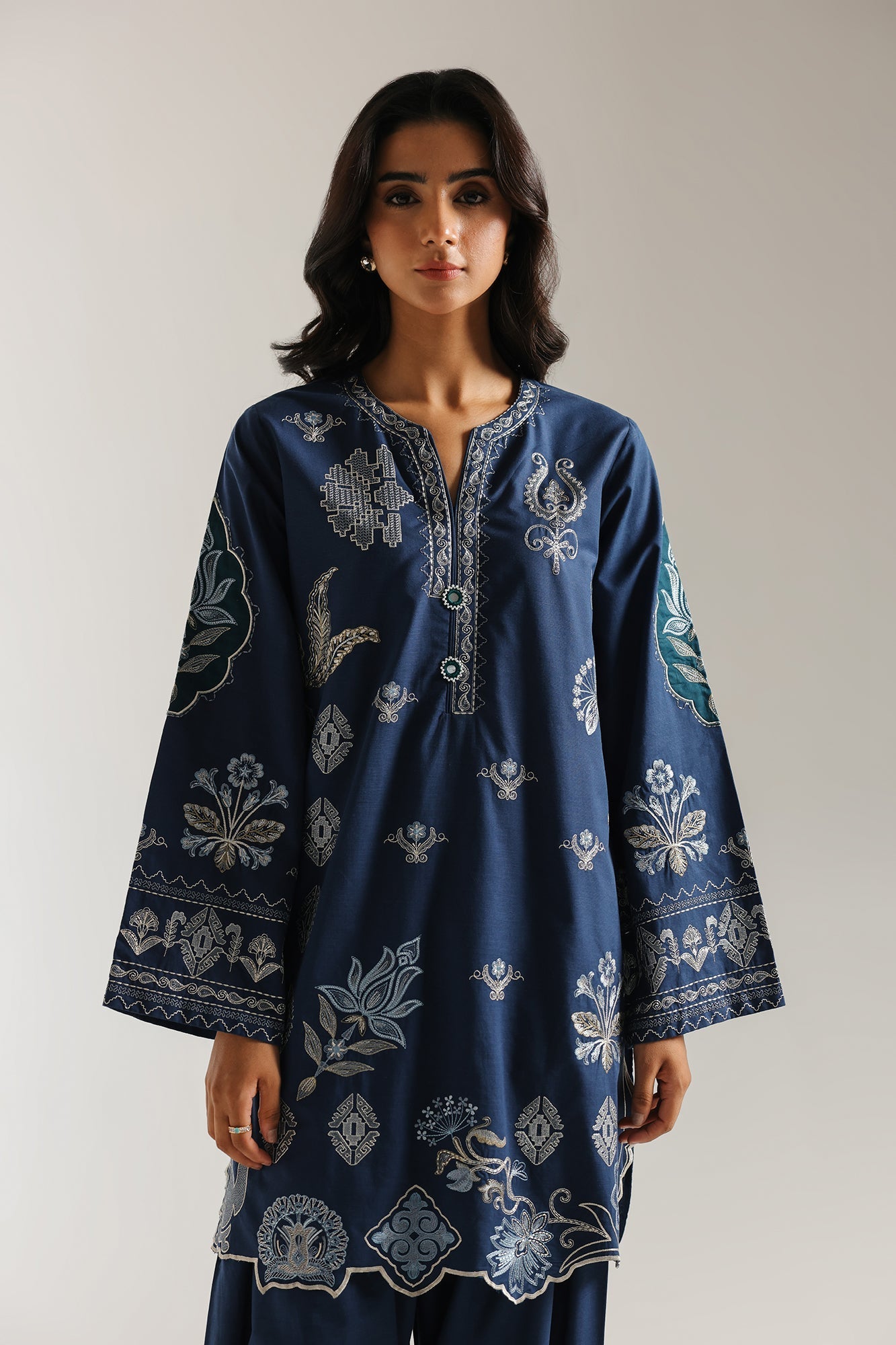 EMBROIDERED SUIT (E3627/103/618) - Image 4