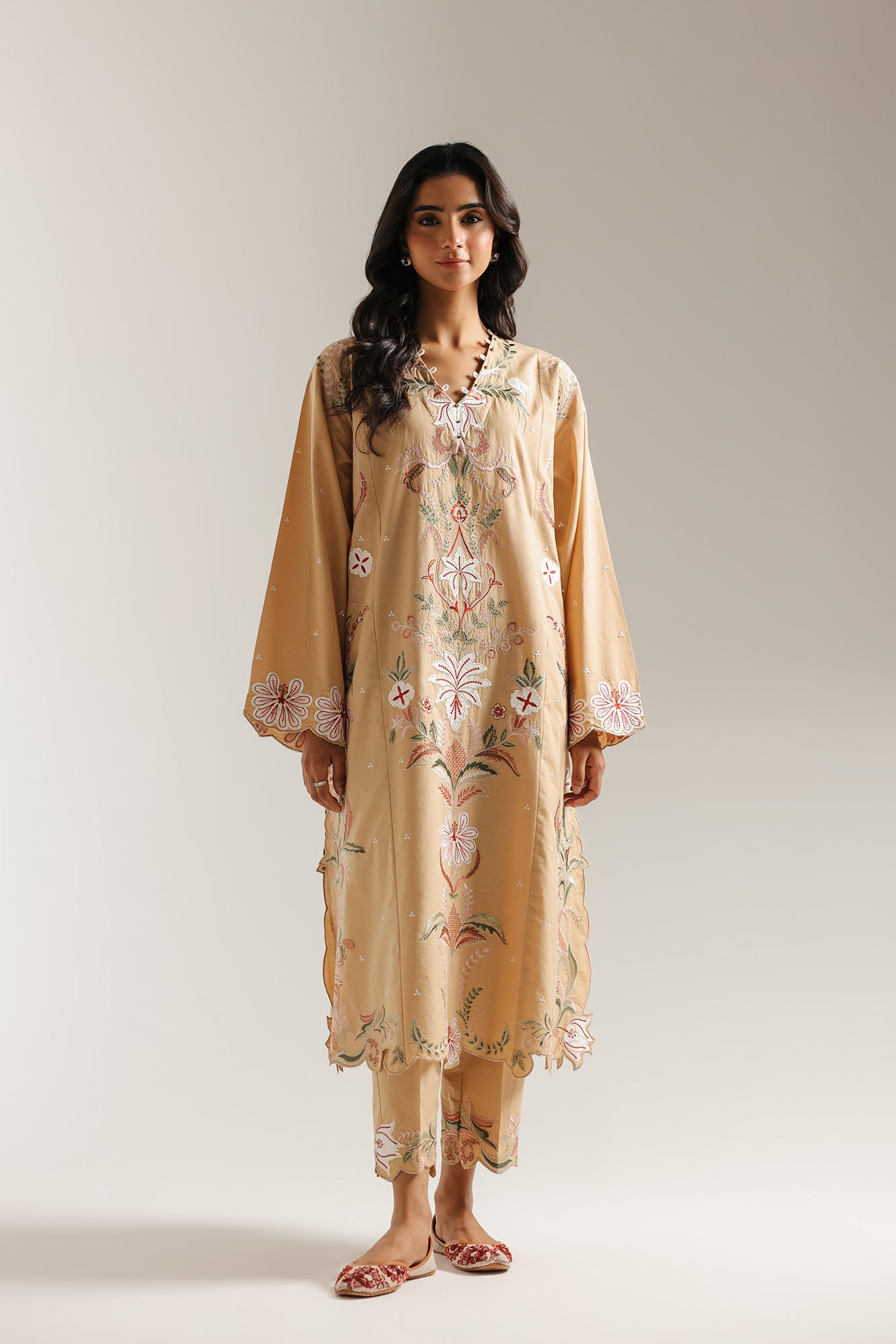 EMBROIDERED SUIT (E3628/103/808) - Image 2