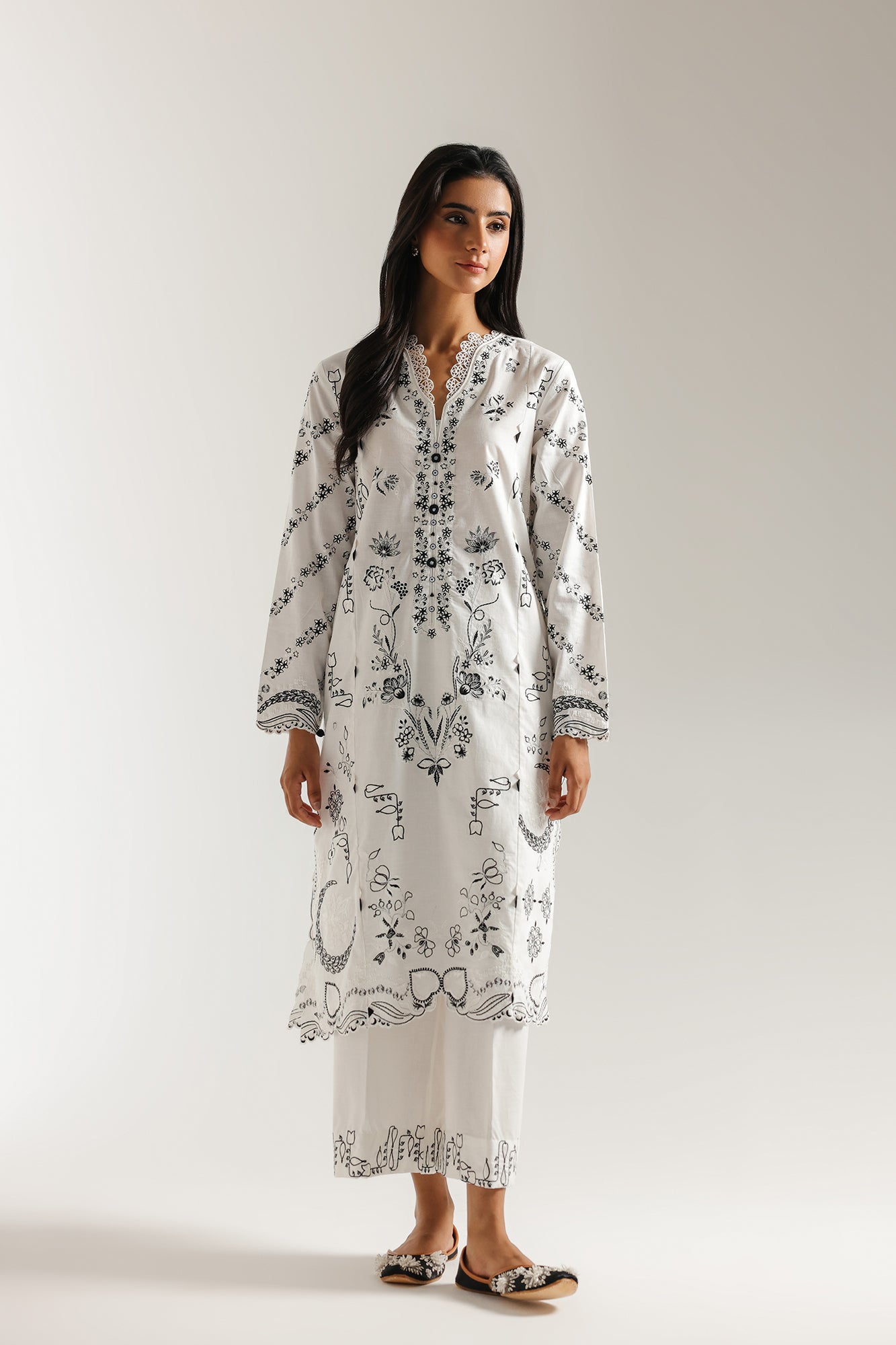 EMBROIDERED SUIT (E3645/103/003) - Image 2