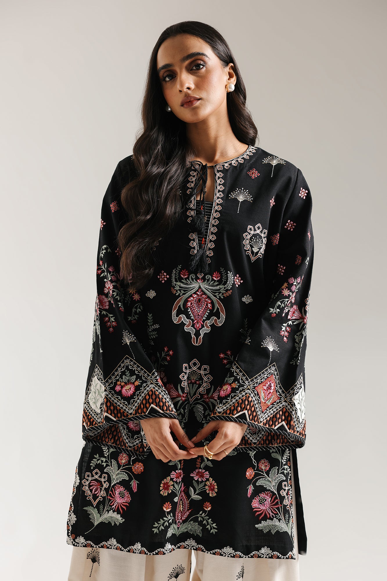 EMBROIDERED SUIT (E3708/103/902) - Image 4