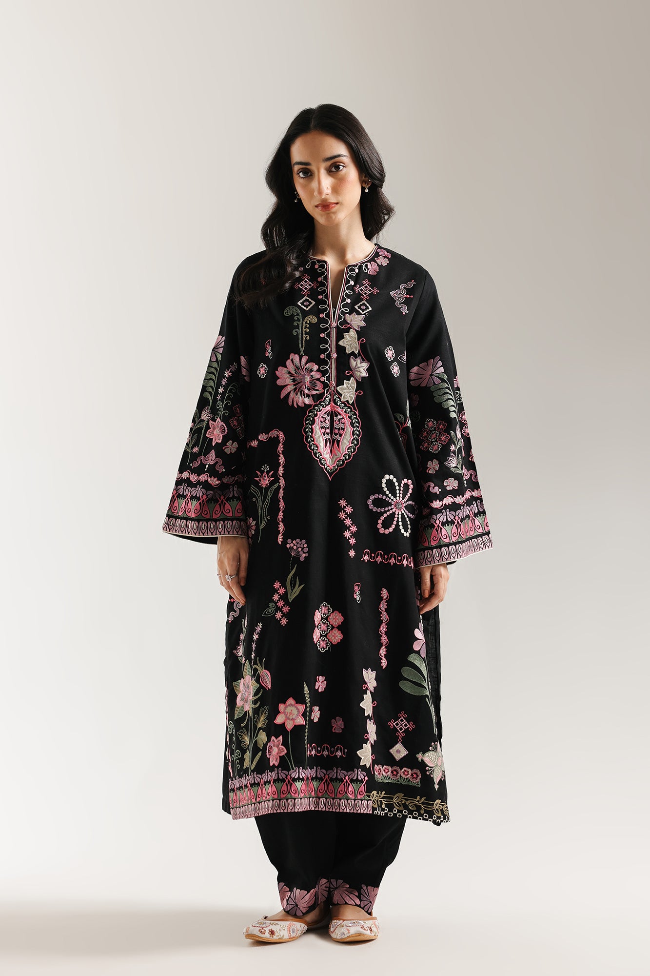 EMBROIDERED SUIT (E3715/103/902) - Image 2