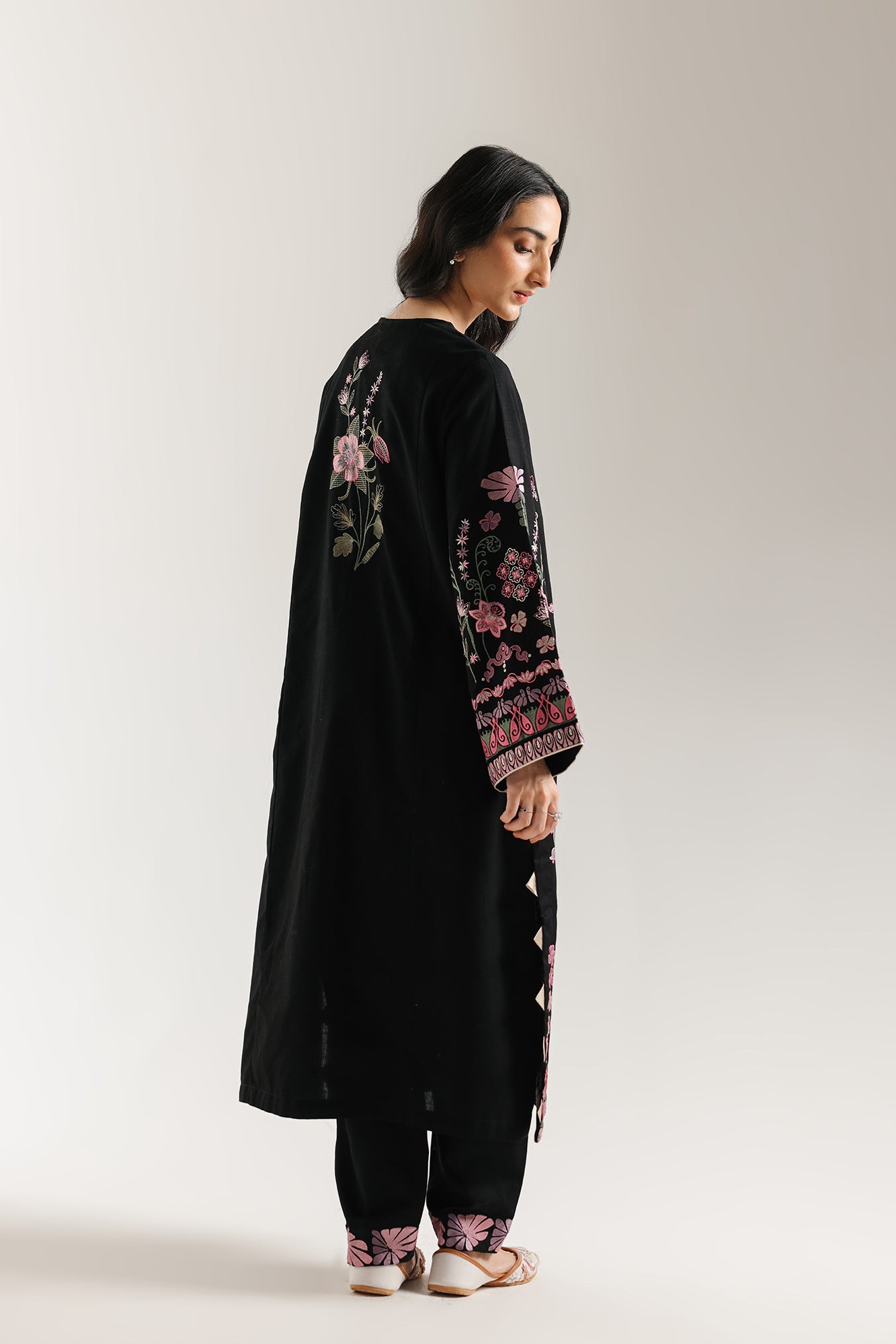 EMBROIDERED SUIT (E3715/103/902) - Image 4